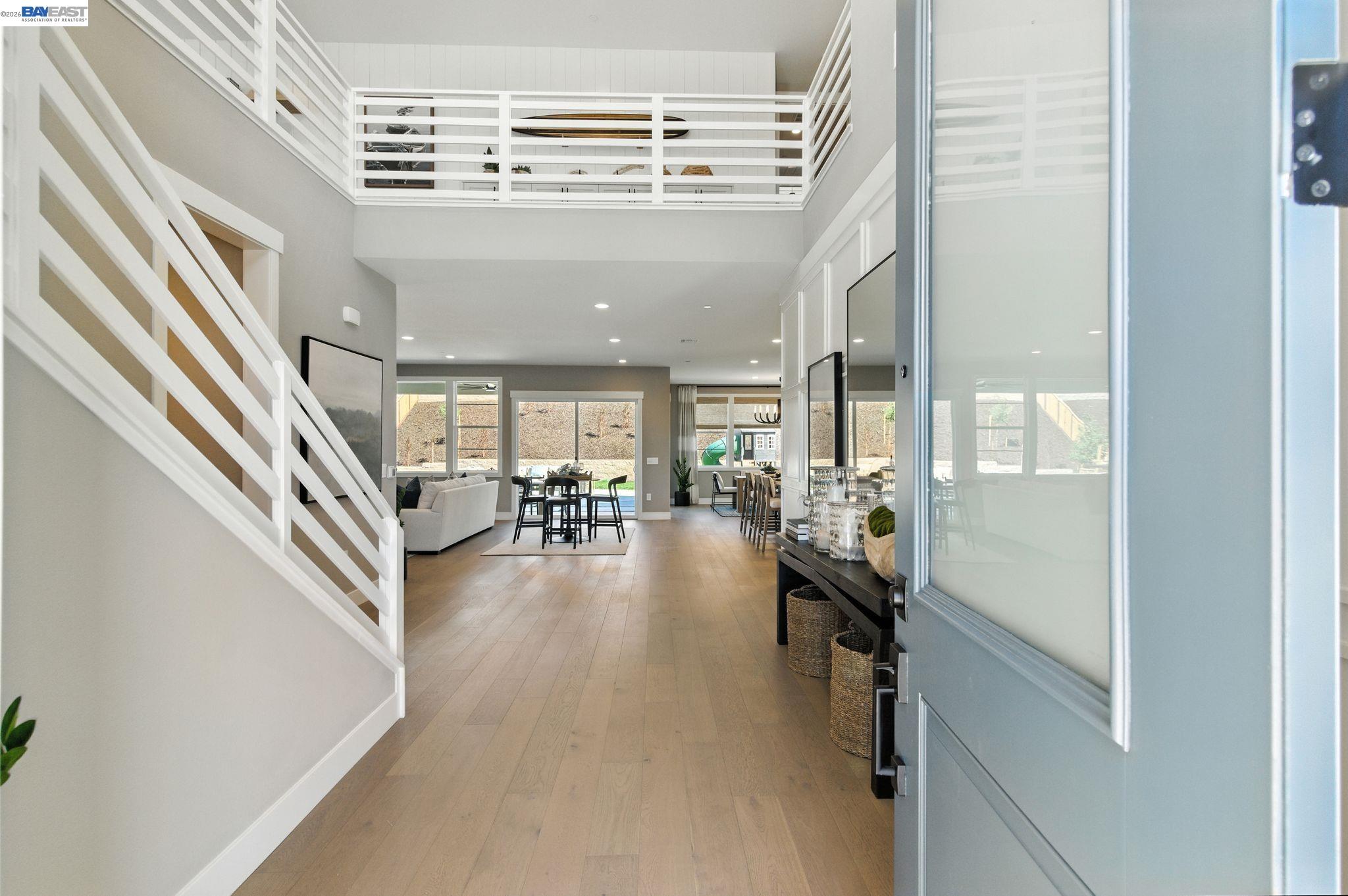 Detail Gallery Image 4 of 60 For 1652 Savannah Court, Dublin,  CA 94568 - 5 Beds | 5/1 Baths