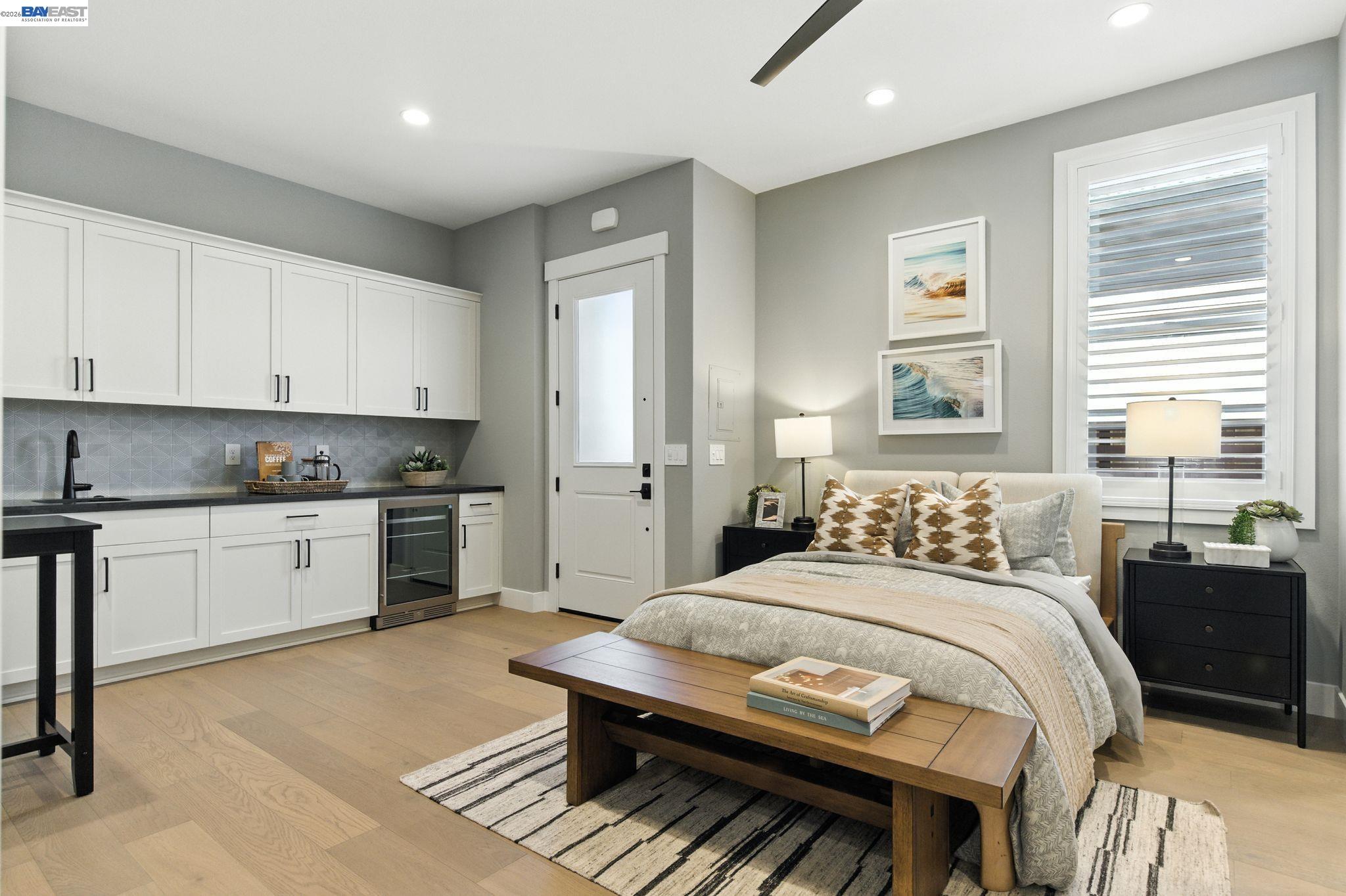 Detail Gallery Image 8 of 60 For 1652 Savannah Court, Dublin,  CA 94568 - 5 Beds | 5/1 Baths