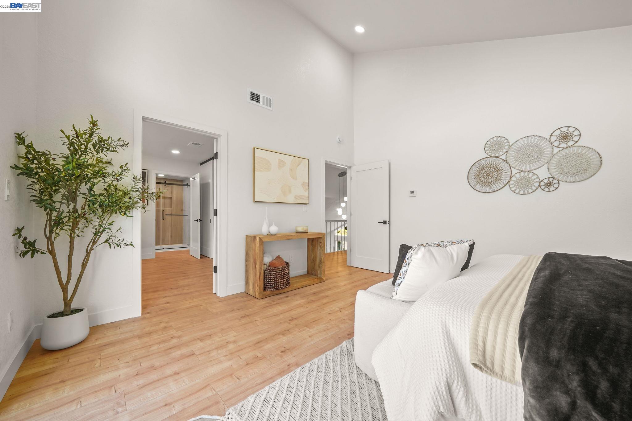 Detail Gallery Image 22 of 58 For 1115 Bartlett Creek Ct, San Jose,  CA 95120 - 4 Beds | 2/1 Baths