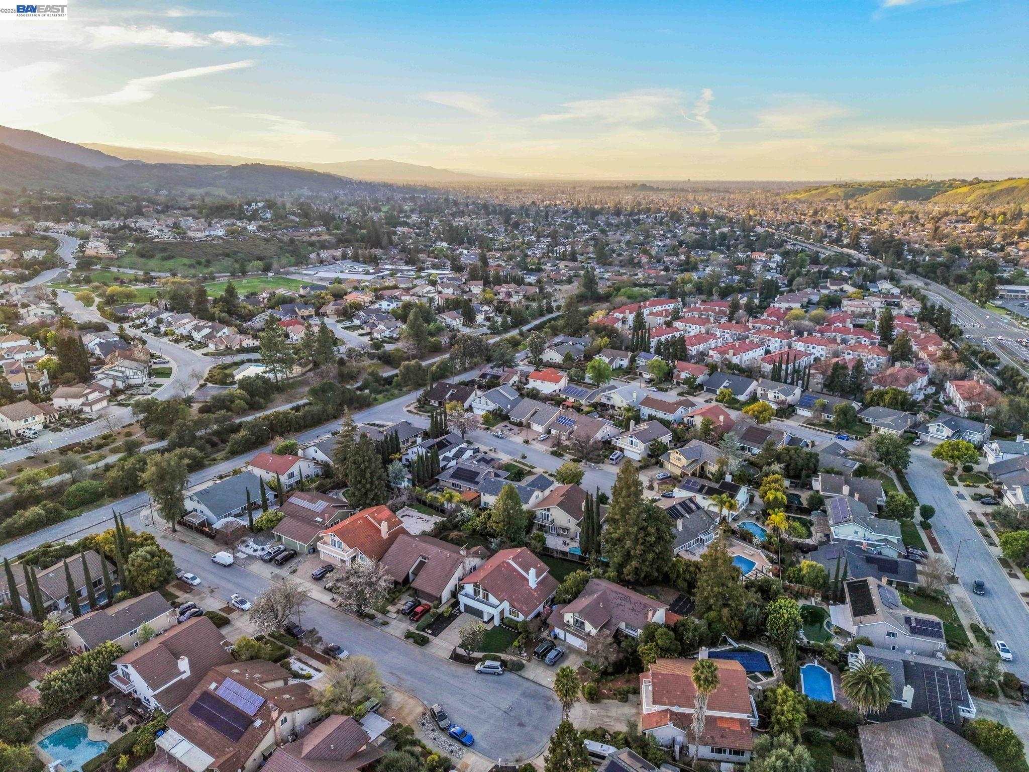 Detail Gallery Image 53 of 58 For 1115 Bartlett Creek Ct, San Jose,  CA 95120 - 4 Beds | 2/1 Baths