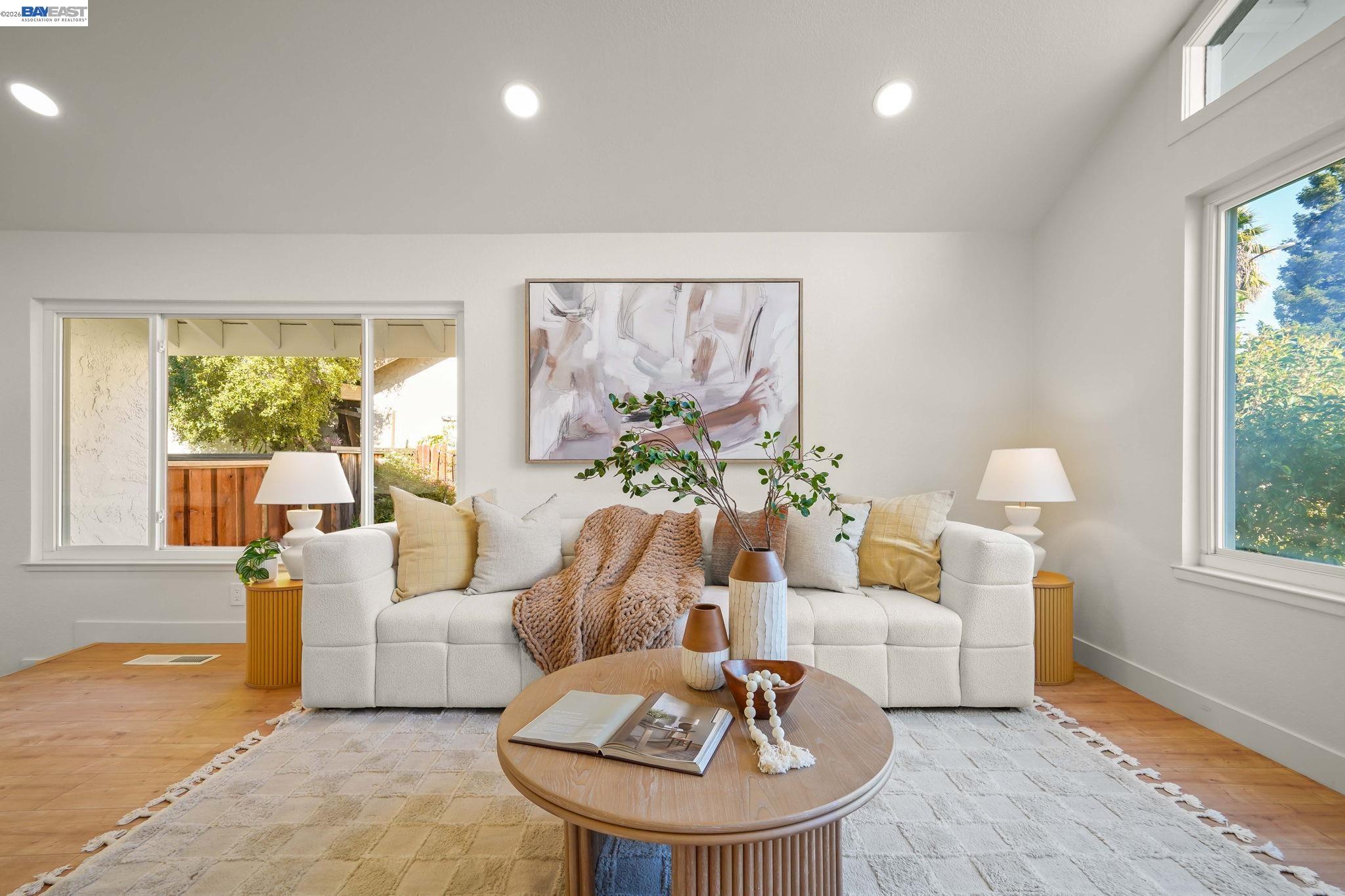 Detail Gallery Image 7 of 58 For 1115 Bartlett Creek Ct, San Jose,  CA 95120 - 4 Beds | 2/1 Baths