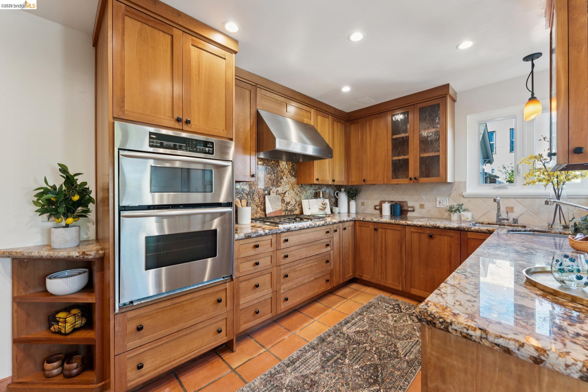 Detail Gallery Image 21 of 59 For 1078 Calaveras Way, Vallejo,  CA 94590 - 3 Beds | 2 Baths