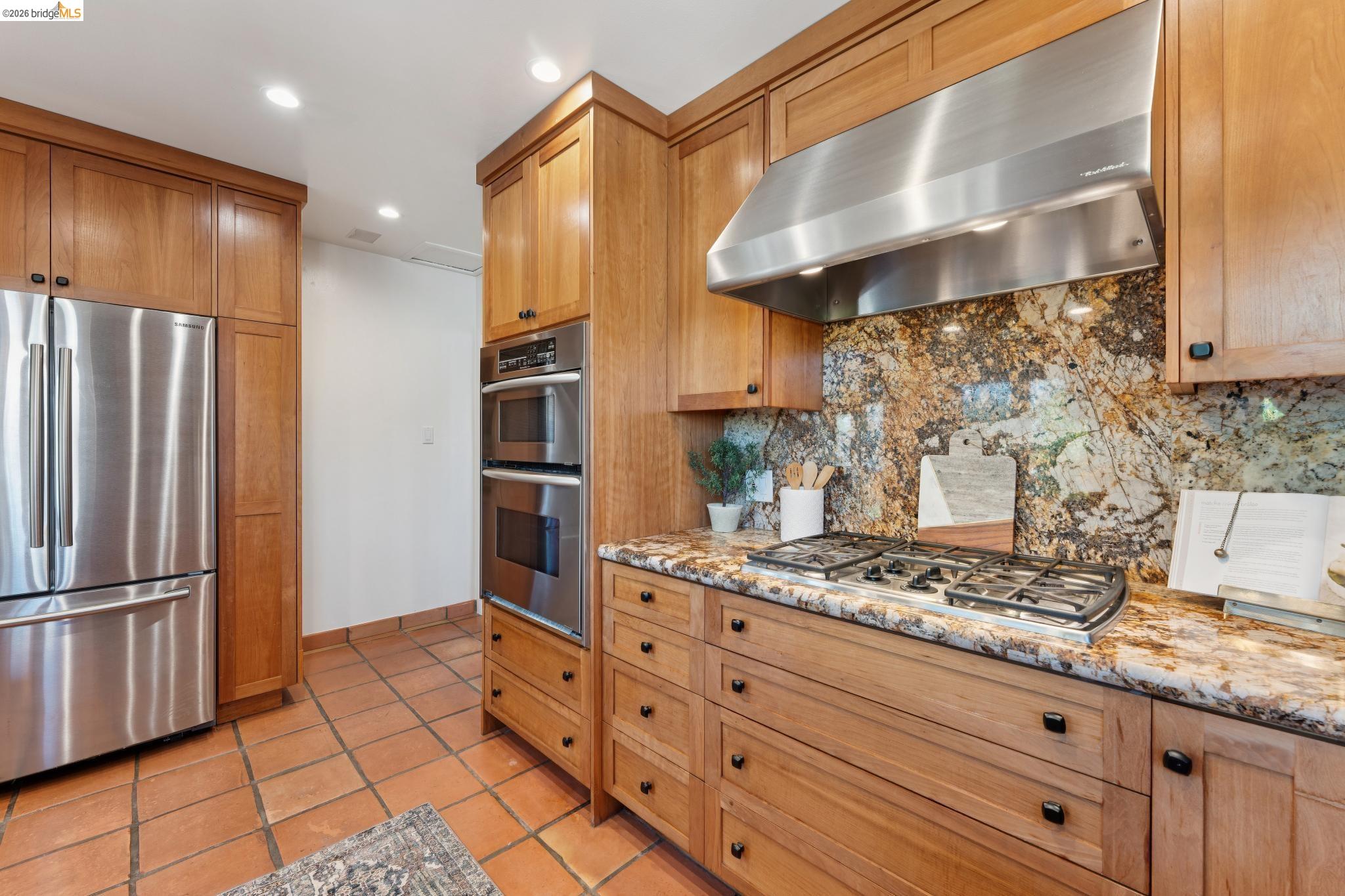 Detail Gallery Image 23 of 59 For 1078 Calaveras Way, Vallejo,  CA 94590 - 3 Beds | 2 Baths