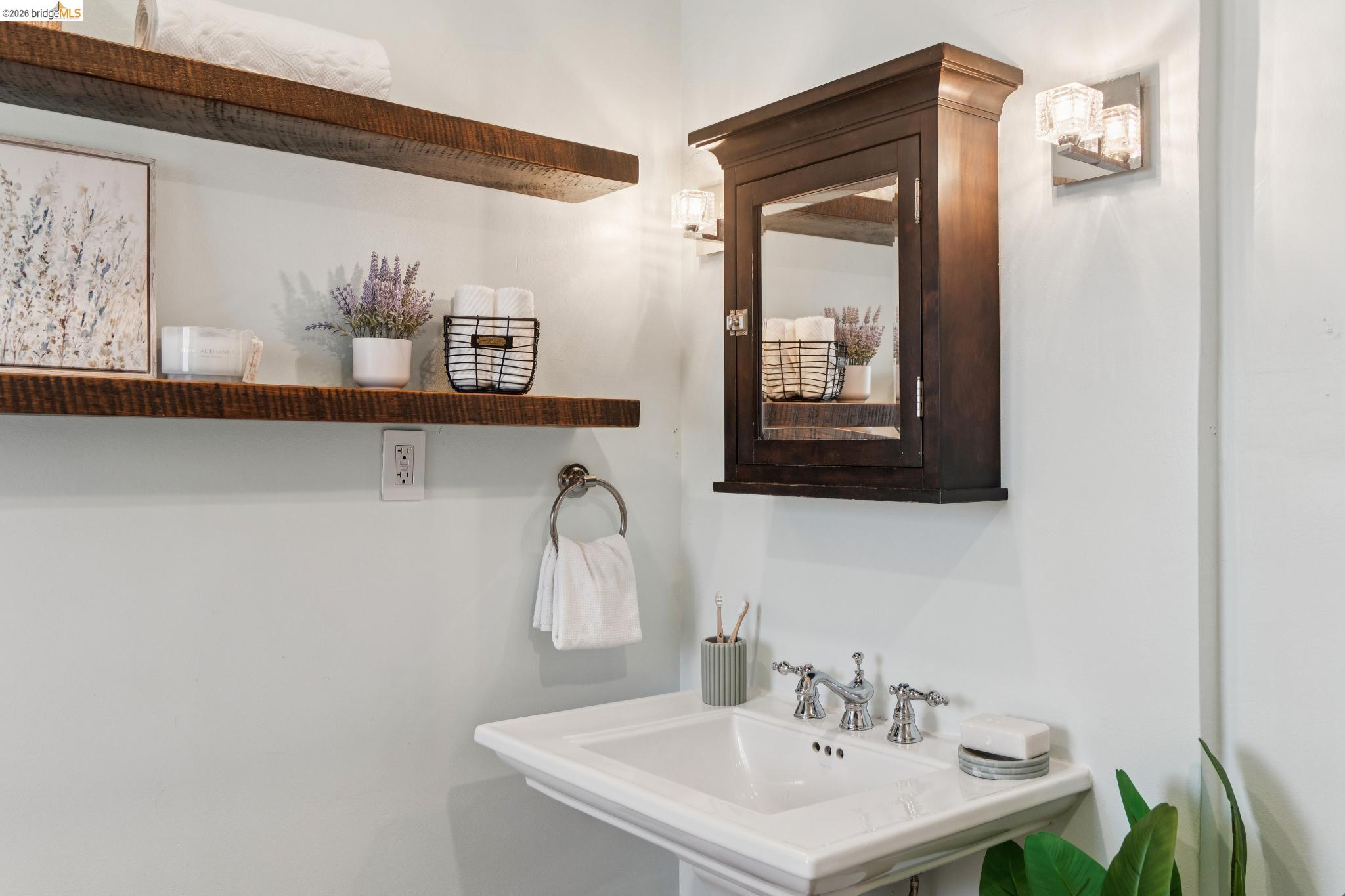 Detail Gallery Image 35 of 59 For 1078 Calaveras Way, Vallejo,  CA 94590 - 3 Beds | 2 Baths