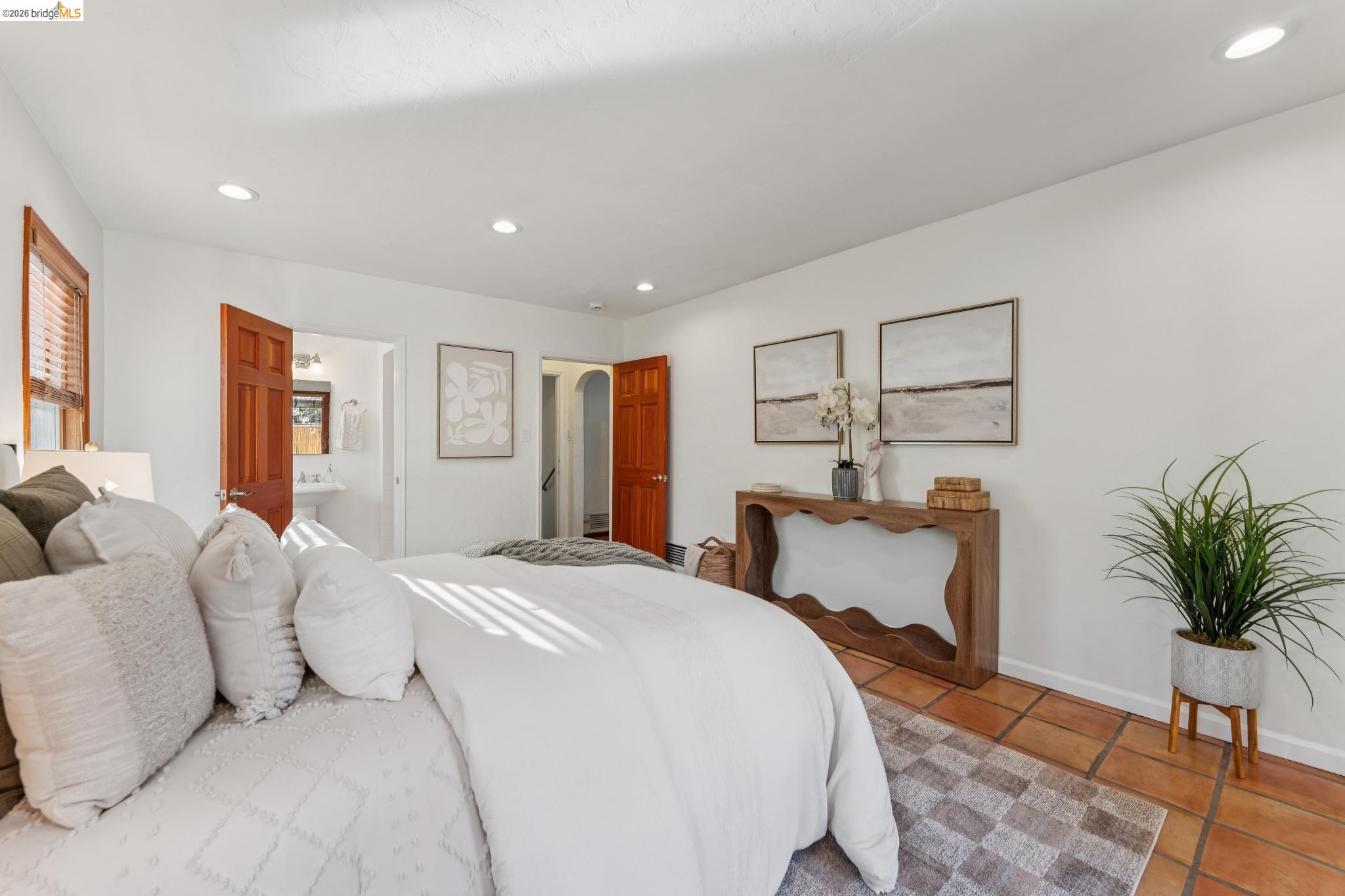 Detail Gallery Image 41 of 59 For 1078 Calaveras Way, Vallejo,  CA 94590 - 3 Beds | 2 Baths