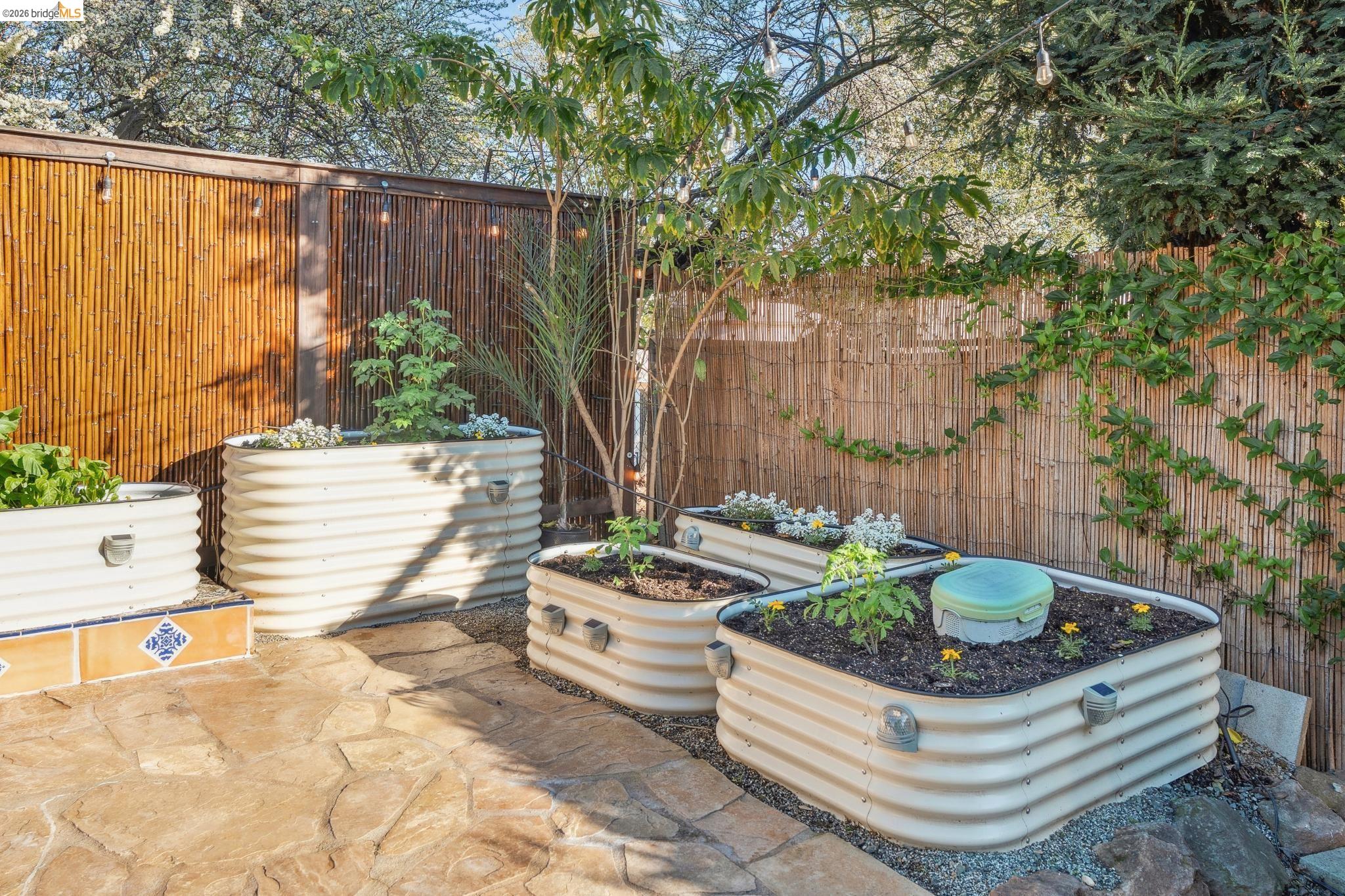 Detail Gallery Image 49 of 59 For 1078 Calaveras Way, Vallejo,  CA 94590 - 3 Beds | 2 Baths