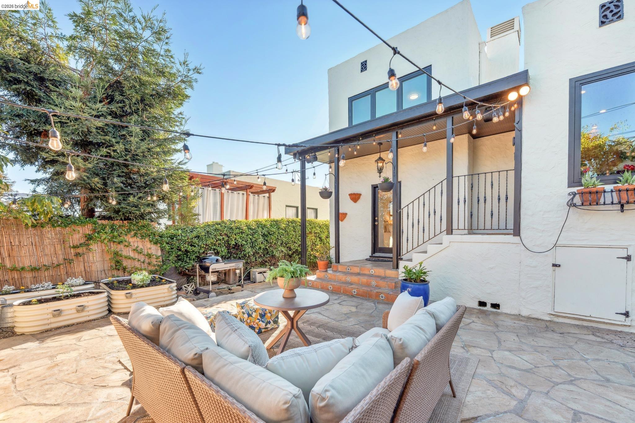 Detail Gallery Image 50 of 59 For 1078 Calaveras Way, Vallejo,  CA 94590 - 3 Beds | 2 Baths