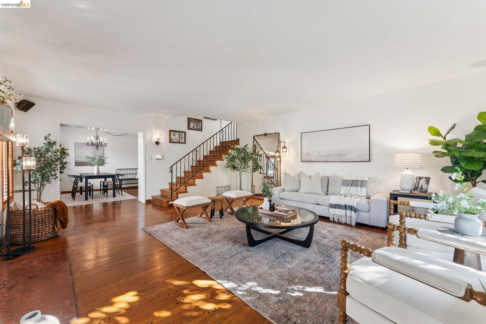 Detail Gallery Image 7 of 59 For 1078 Calaveras Way, Vallejo,  CA 94590 - 3 Beds | 2 Baths