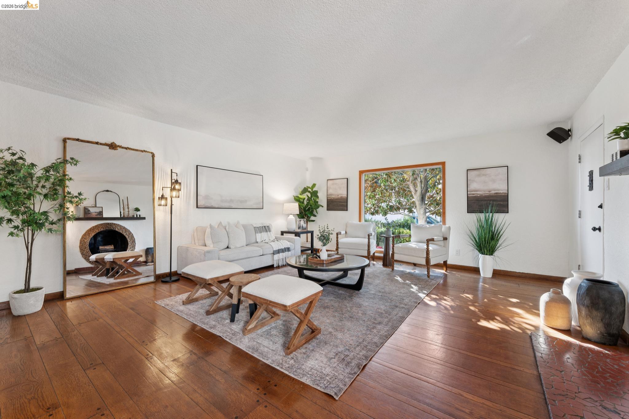 Detail Gallery Image 8 of 59 For 1078 Calaveras Way, Vallejo,  CA 94590 - 3 Beds | 2 Baths