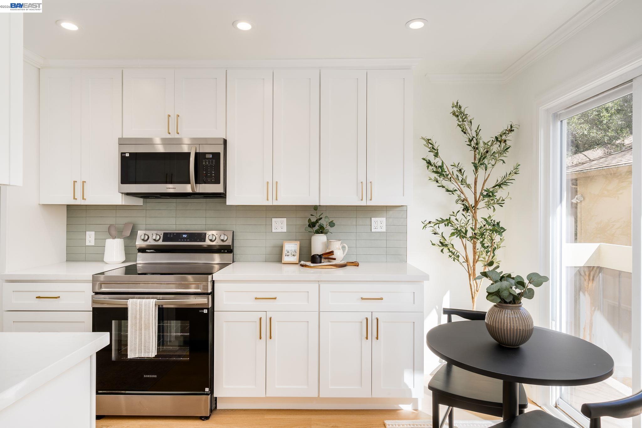 Photo #12: 41126105 Listing: Photo #12