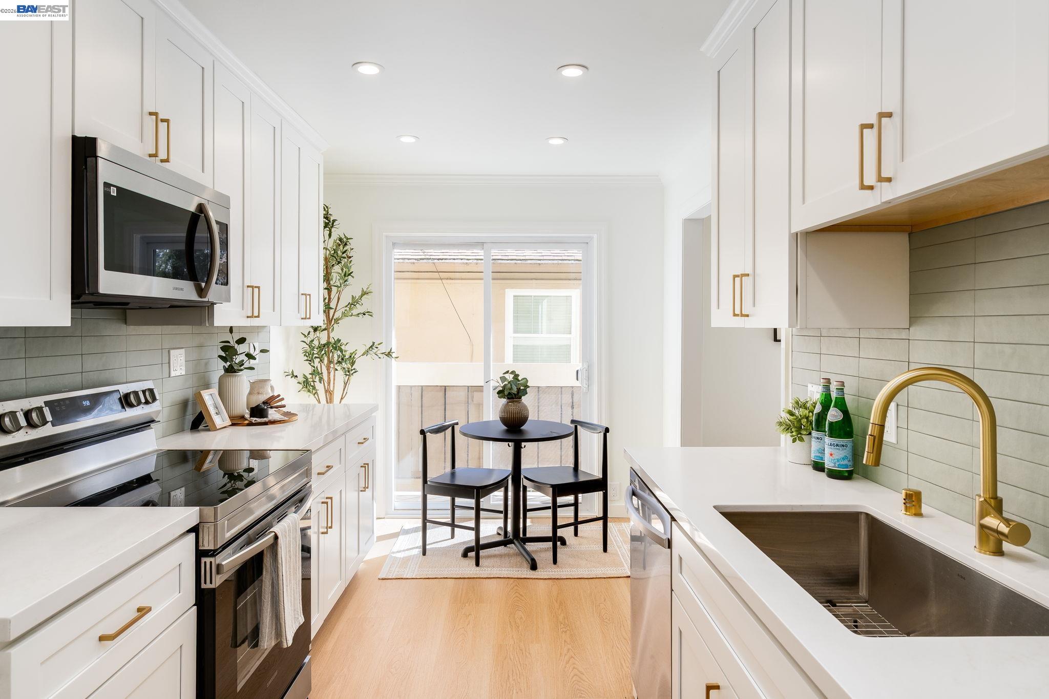 Photo #16: 41126105 Listing: Photo #16