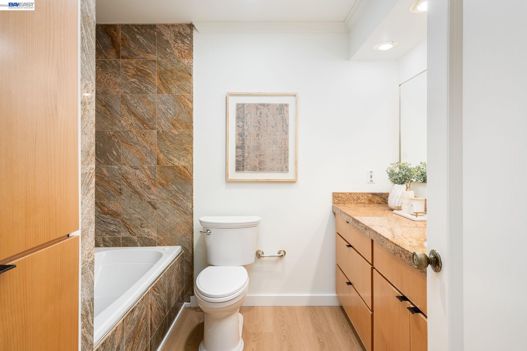 Photo #18: 41126105 Listing: Photo #18