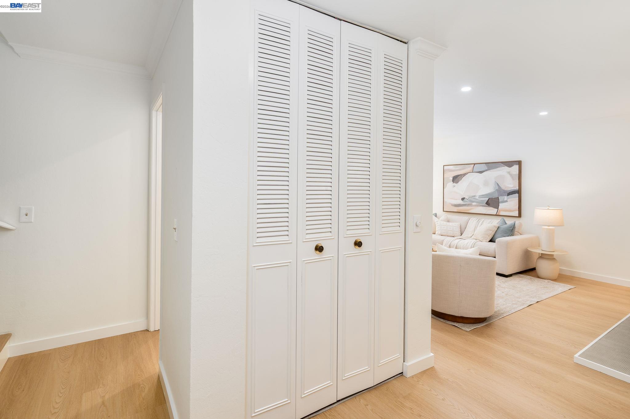 Photo #3: 41126105 Listing: Photo #3