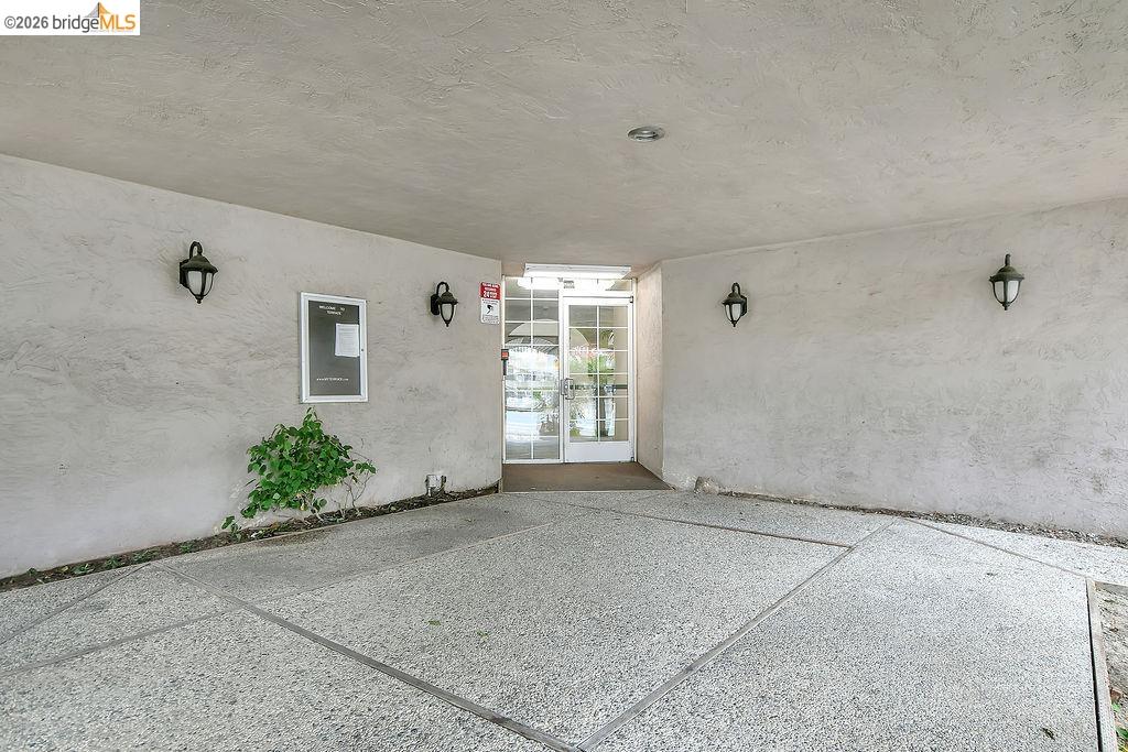 Detail Gallery Image 6 of 34 For 1699 Laguna Street #311,  Concord,  CA 94520-2901 - 1 Beds | 1 Baths