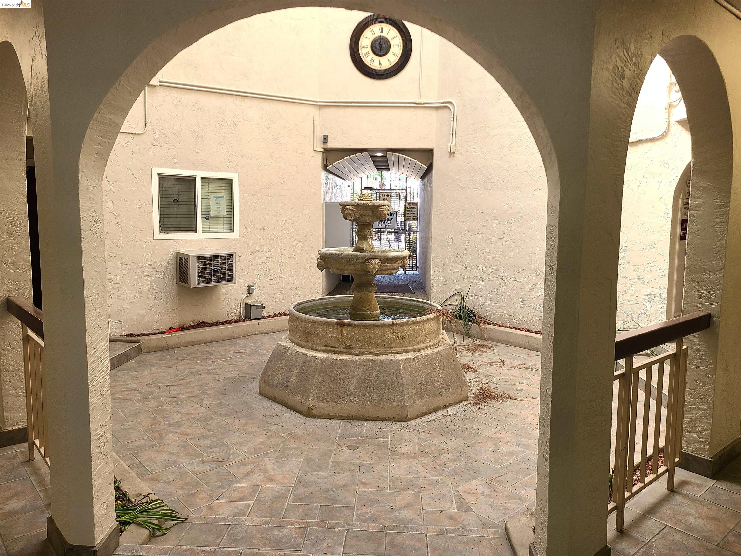 Detail Gallery Image 8 of 34 For 1699 Laguna Street #311,  Concord,  CA 94520-2901 - 1 Beds | 1 Baths