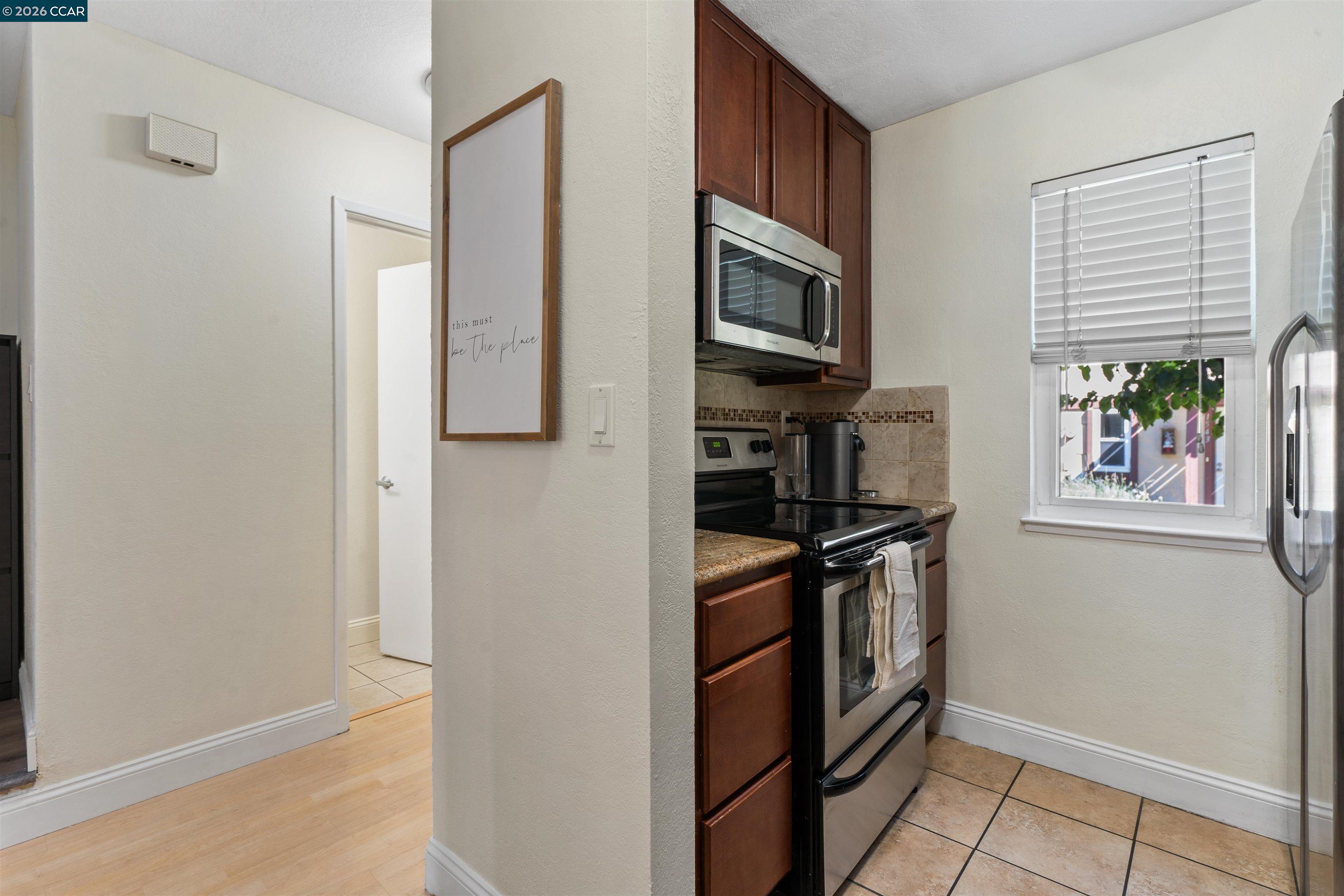 Photo #6: 41126108 Listing: Photo #6