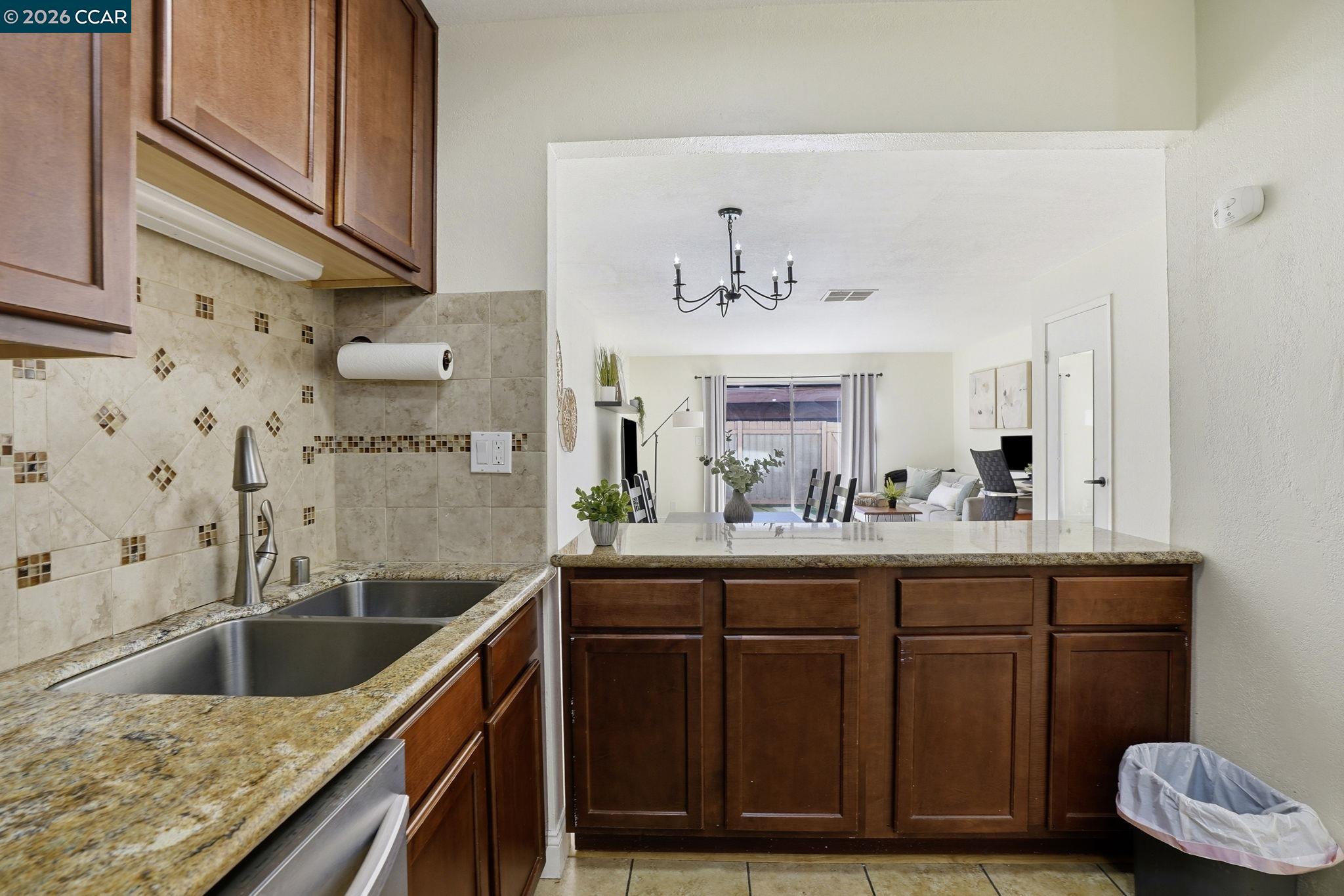 Photo #8: 41126108 Listing: Photo #8