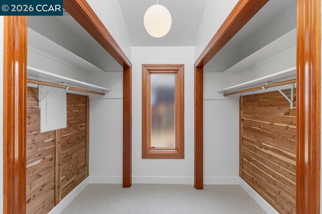 Detail Gallery Image 17 of 35 For 1079 W Holly Dr, Walnut Creek,  CA 94598 - 3 Beds | 2/1 Baths