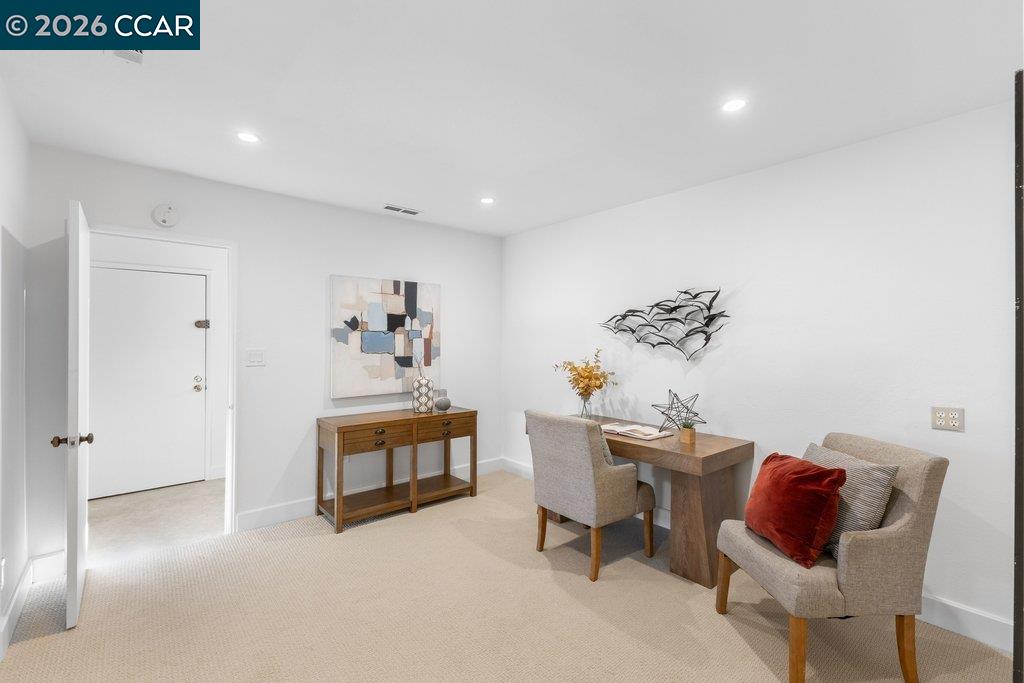 Detail Gallery Image 22 of 35 For 1079 W Holly Dr, Walnut Creek,  CA 94598 - 3 Beds | 2/1 Baths