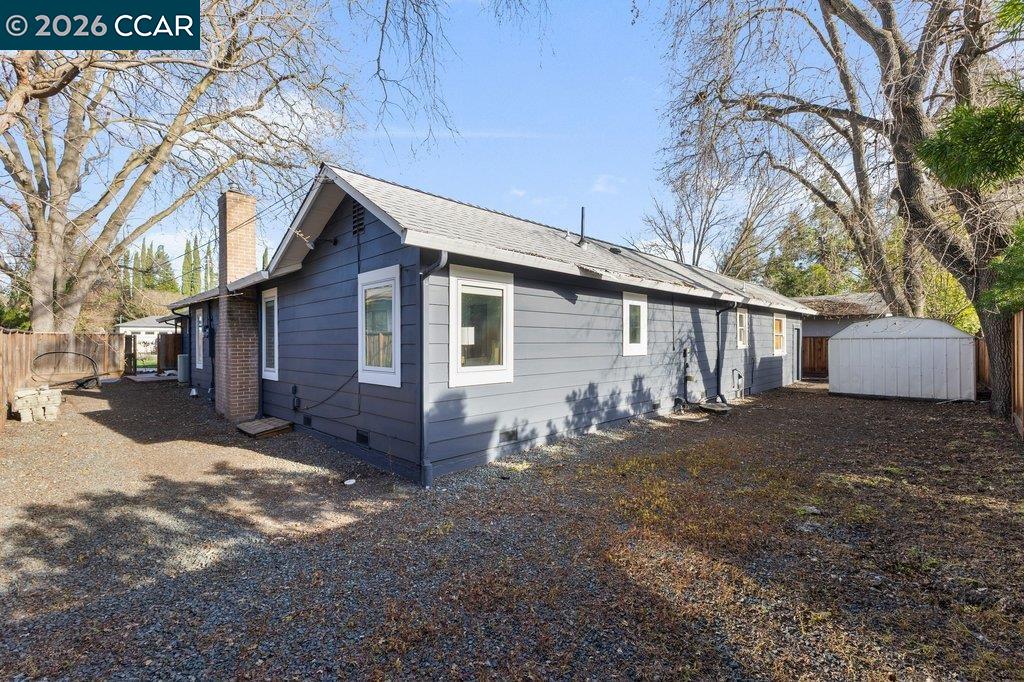 Detail Gallery Image 34 of 35 For 1079 W Holly Dr, Walnut Creek,  CA 94598 - 3 Beds | 2/1 Baths