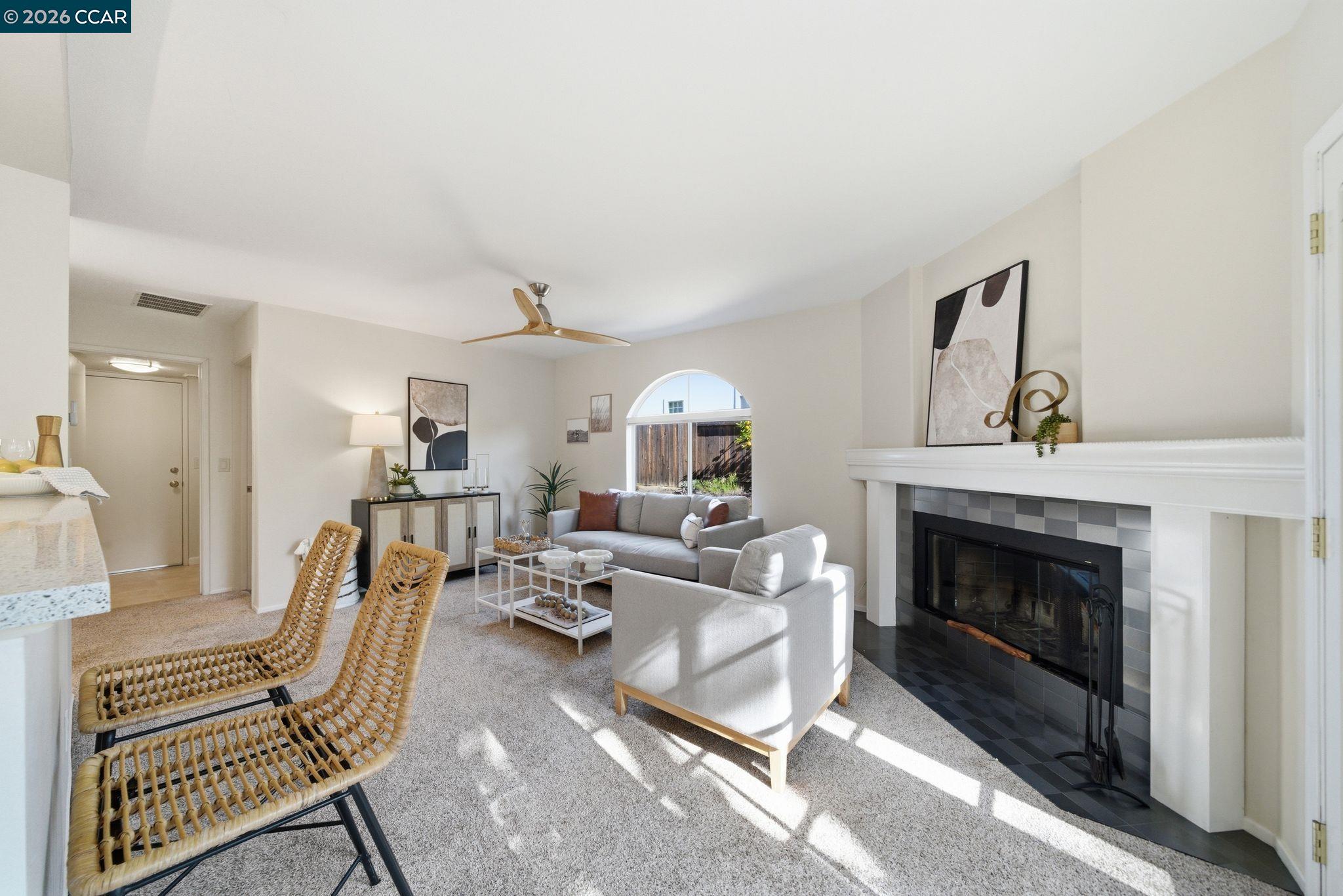 Detail Gallery Image 15 of 60 For 2400 Merion Ct, Fairfield,  CA 94534 - 4 Beds | 2/1 Baths