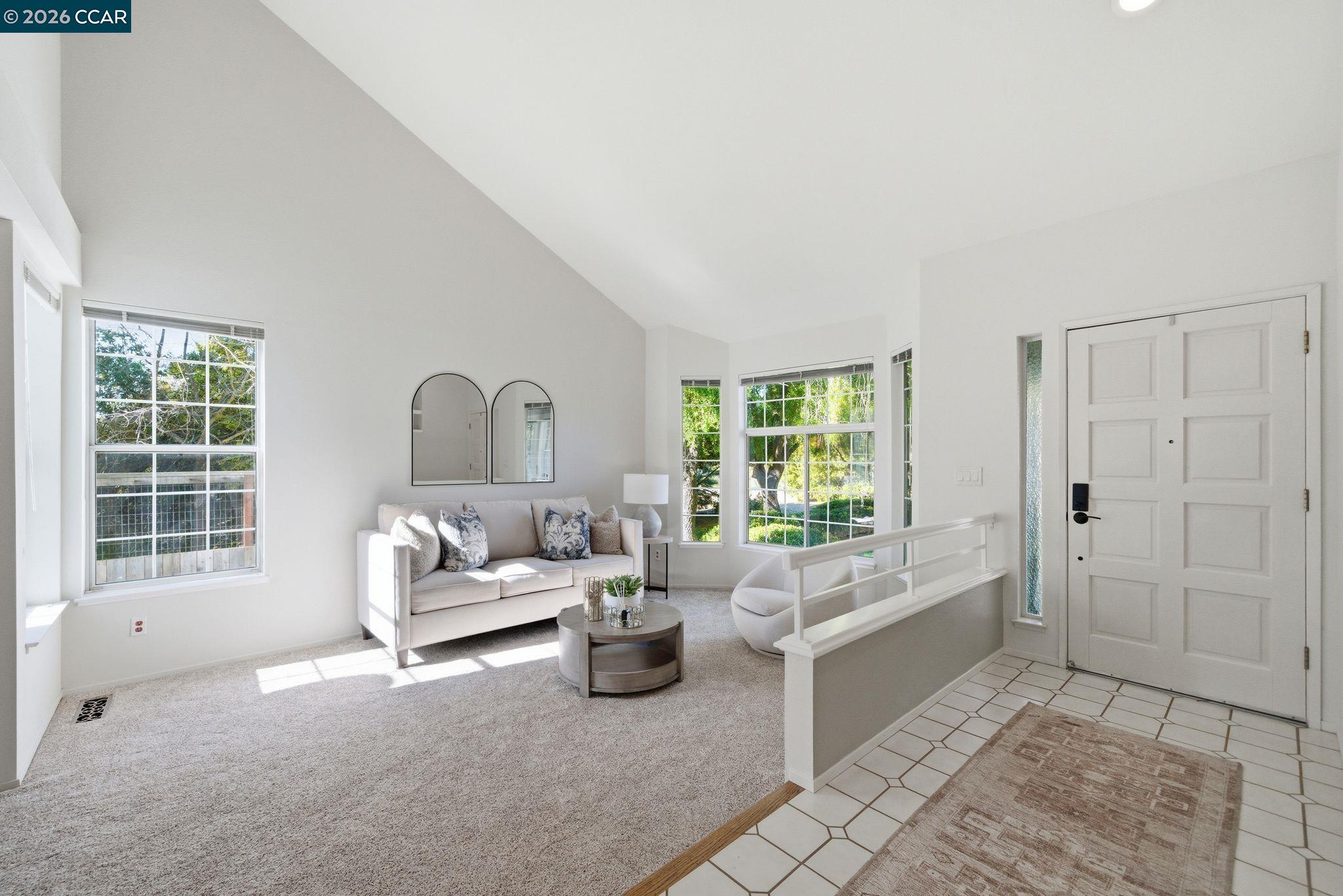 Detail Gallery Image 4 of 60 For 2400 Merion Ct, Fairfield,  CA 94534 - 4 Beds | 2/1 Baths