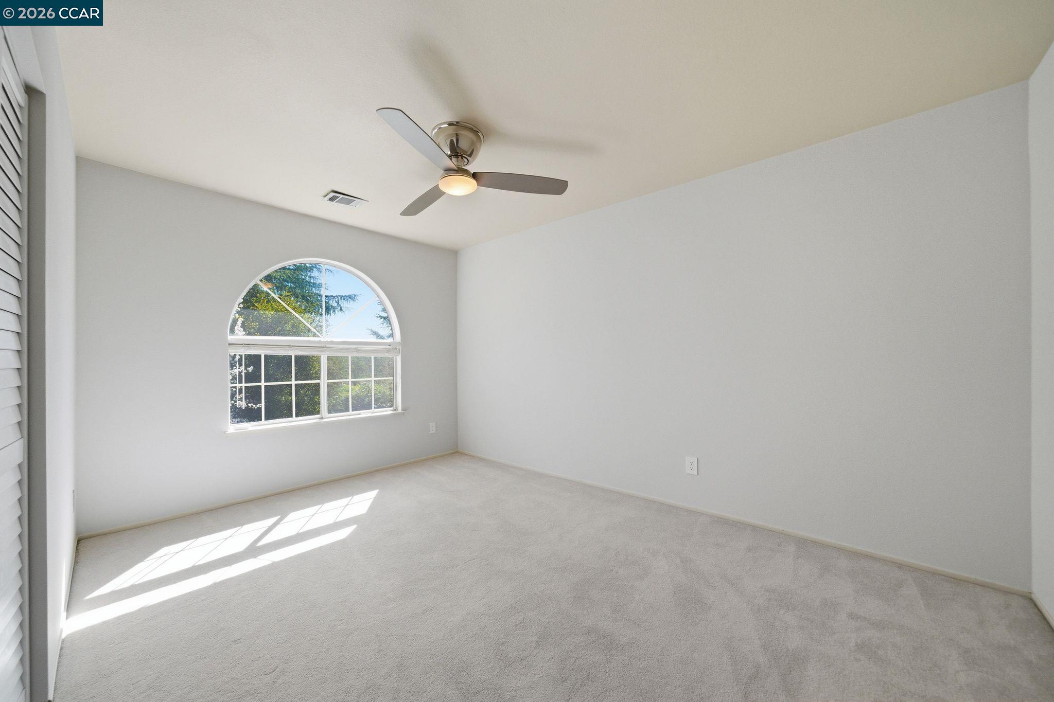 Detail Gallery Image 33 of 60 For 2400 Merion Ct, Fairfield,  CA 94534 - 4 Beds | 2/1 Baths