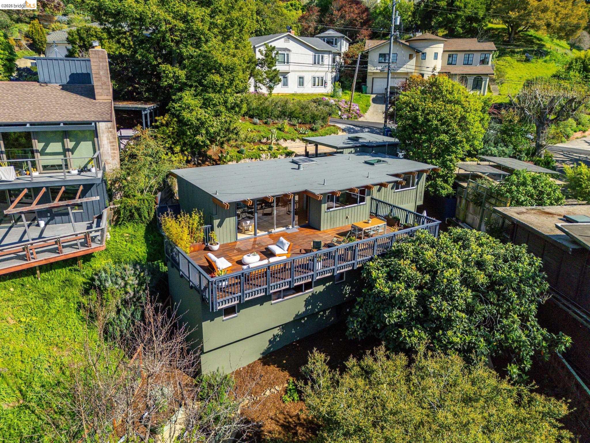 Detail Gallery Image 50 of 59 For 21 Norwood Avenue, Kensington,  CA 94707 - 3 Beds | 1/1 Baths