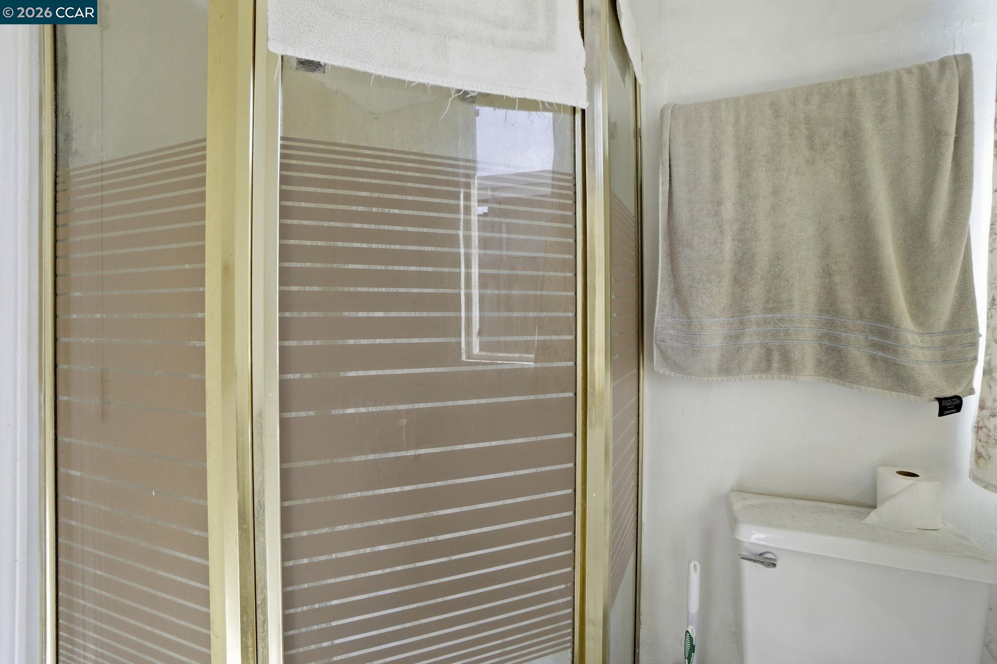 Detail Gallery Image 34 of 46 For 1990 Sunshine Dr, Concord,  CA 94520 - 4 Beds | 2 Baths