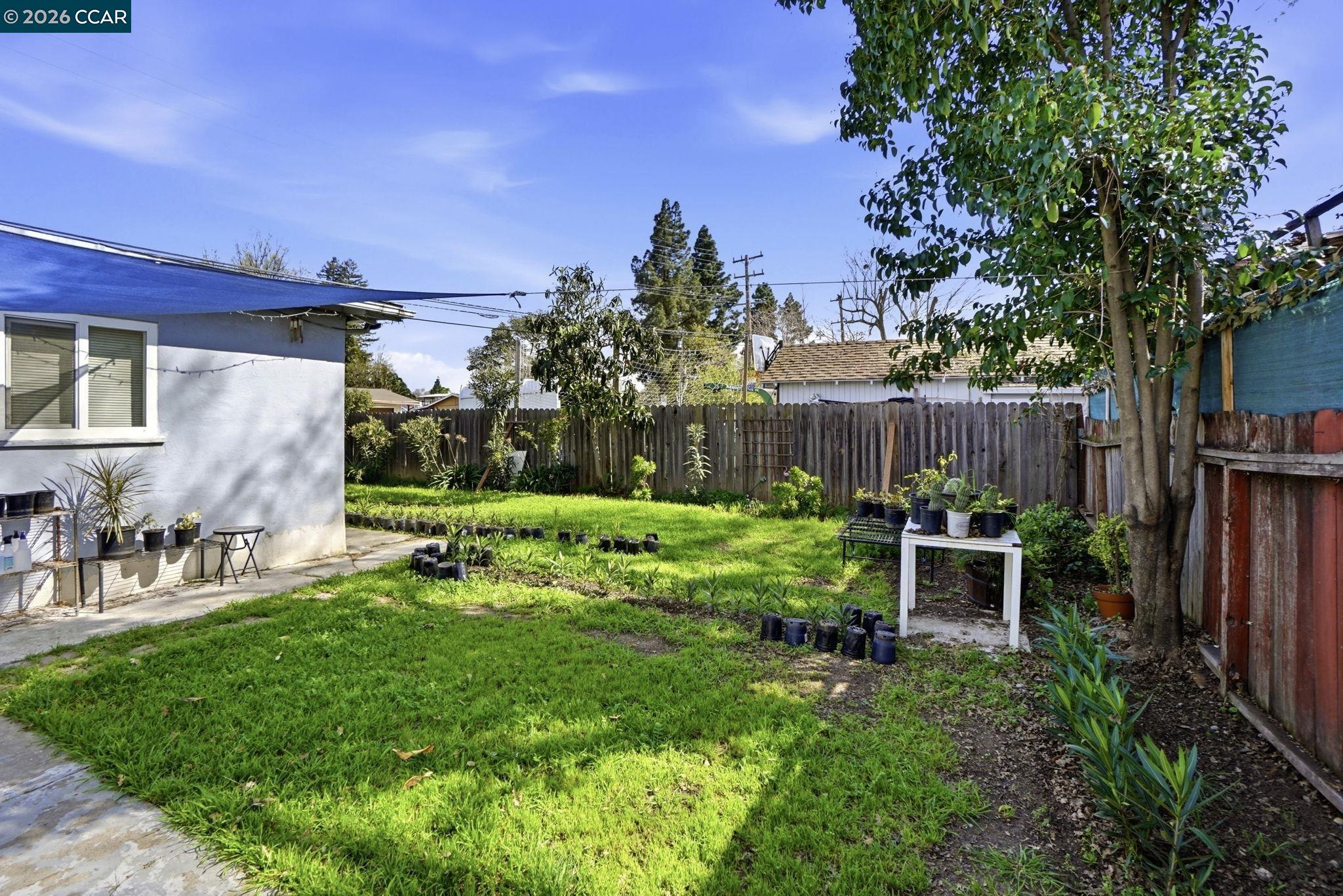 Detail Gallery Image 42 of 46 For 1990 Sunshine Dr, Concord,  CA 94520 - 4 Beds | 2 Baths