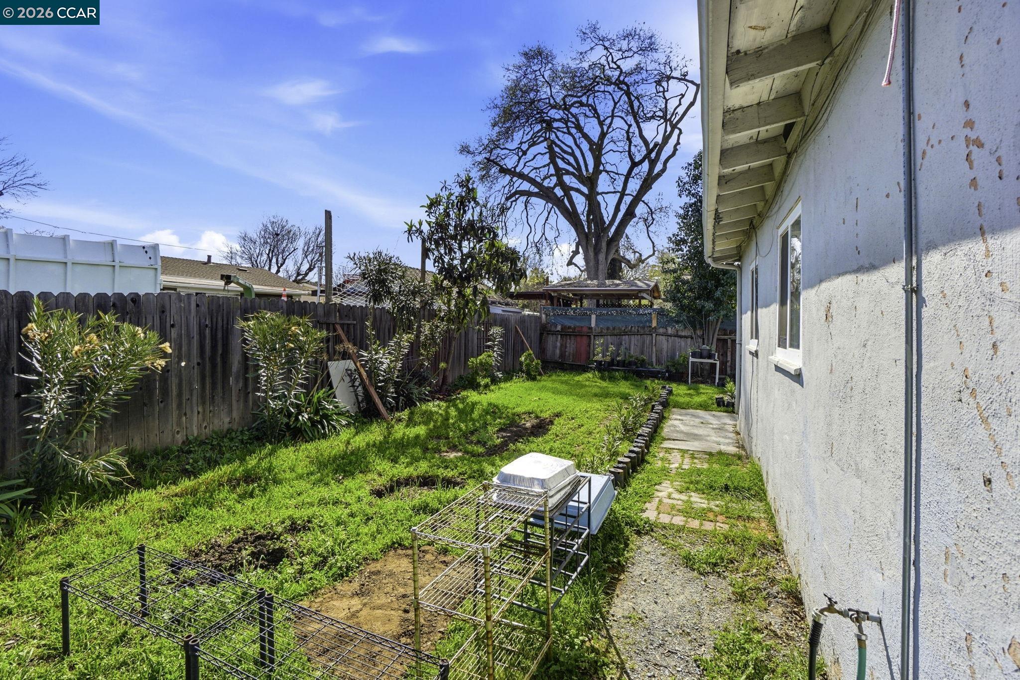 Detail Gallery Image 45 of 46 For 1990 Sunshine Dr, Concord,  CA 94520 - 4 Beds | 2 Baths