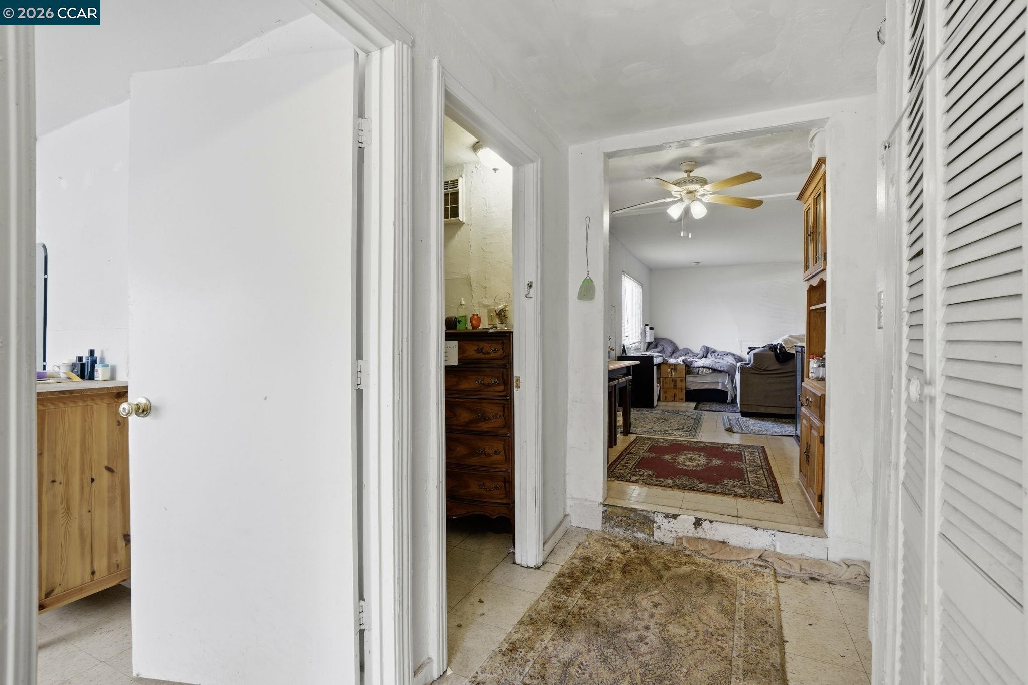 Detail Gallery Image 9 of 46 For 1990 Sunshine Dr, Concord,  CA 94520 - 4 Beds | 2 Baths