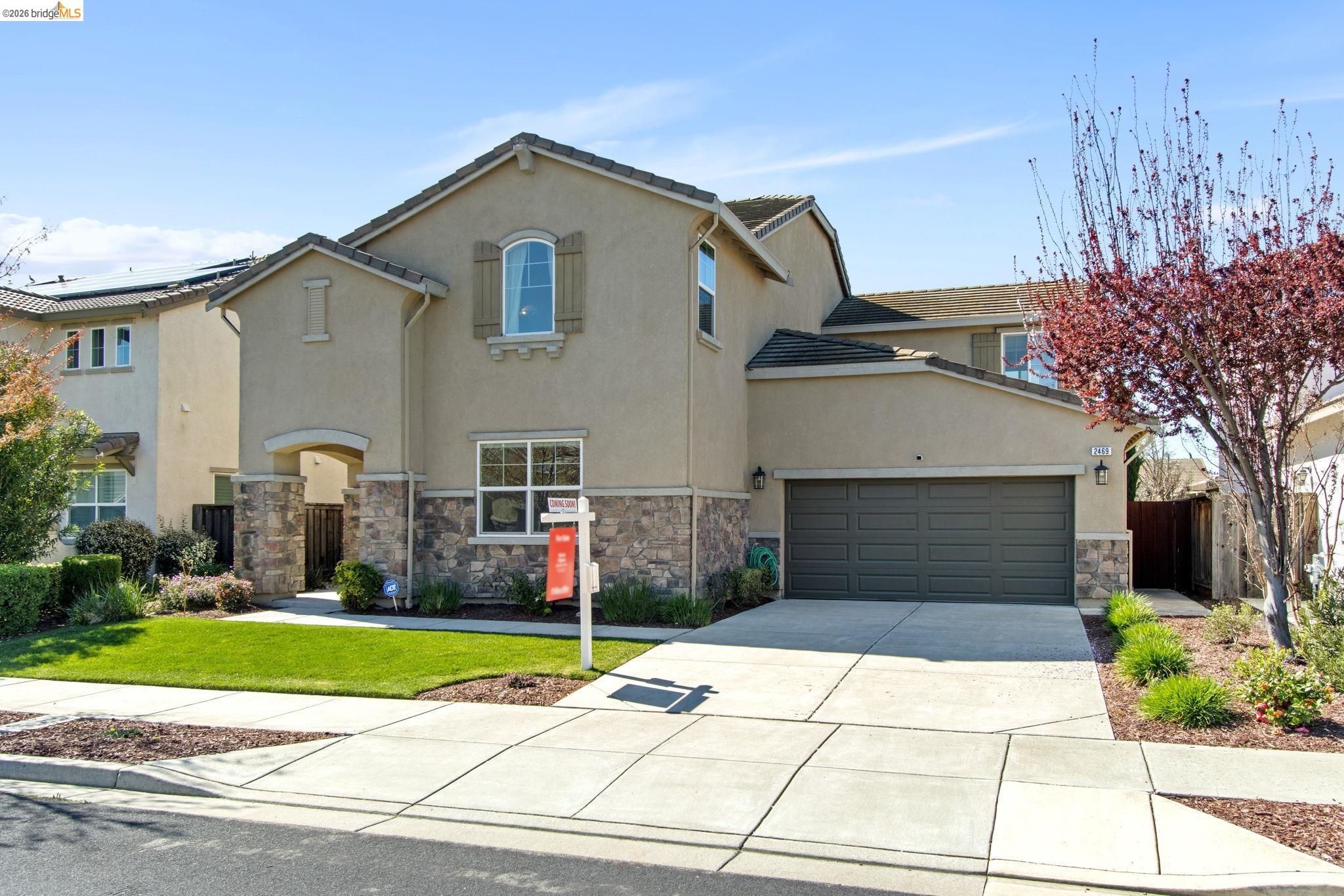 Detail Gallery Image 2 of 52 For 2469 Talaria Dr, Oakley,  CA 94561 - 5 Beds | 4 Baths