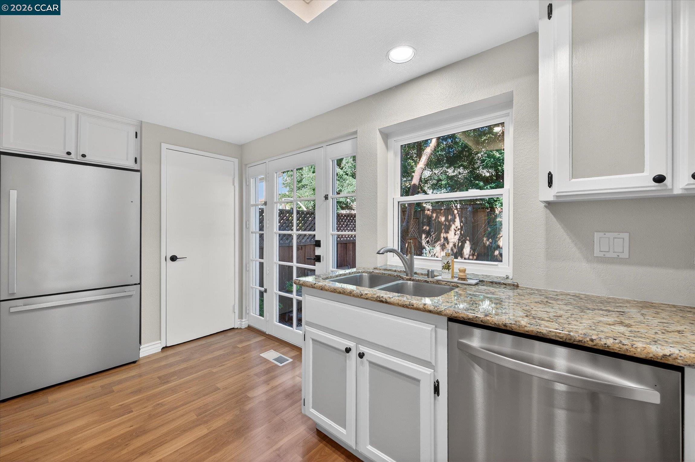 Photo #15: 41126119 Listing: Photo #15