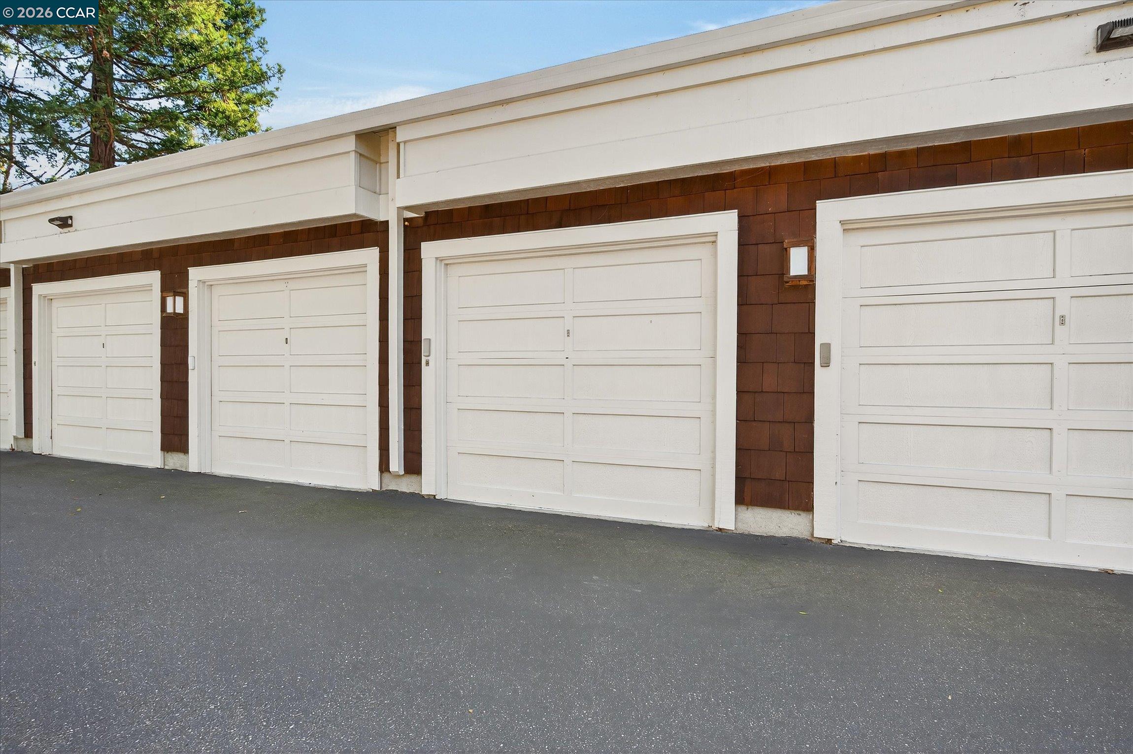 Photo #30: 41126119 Listing: Photo #30