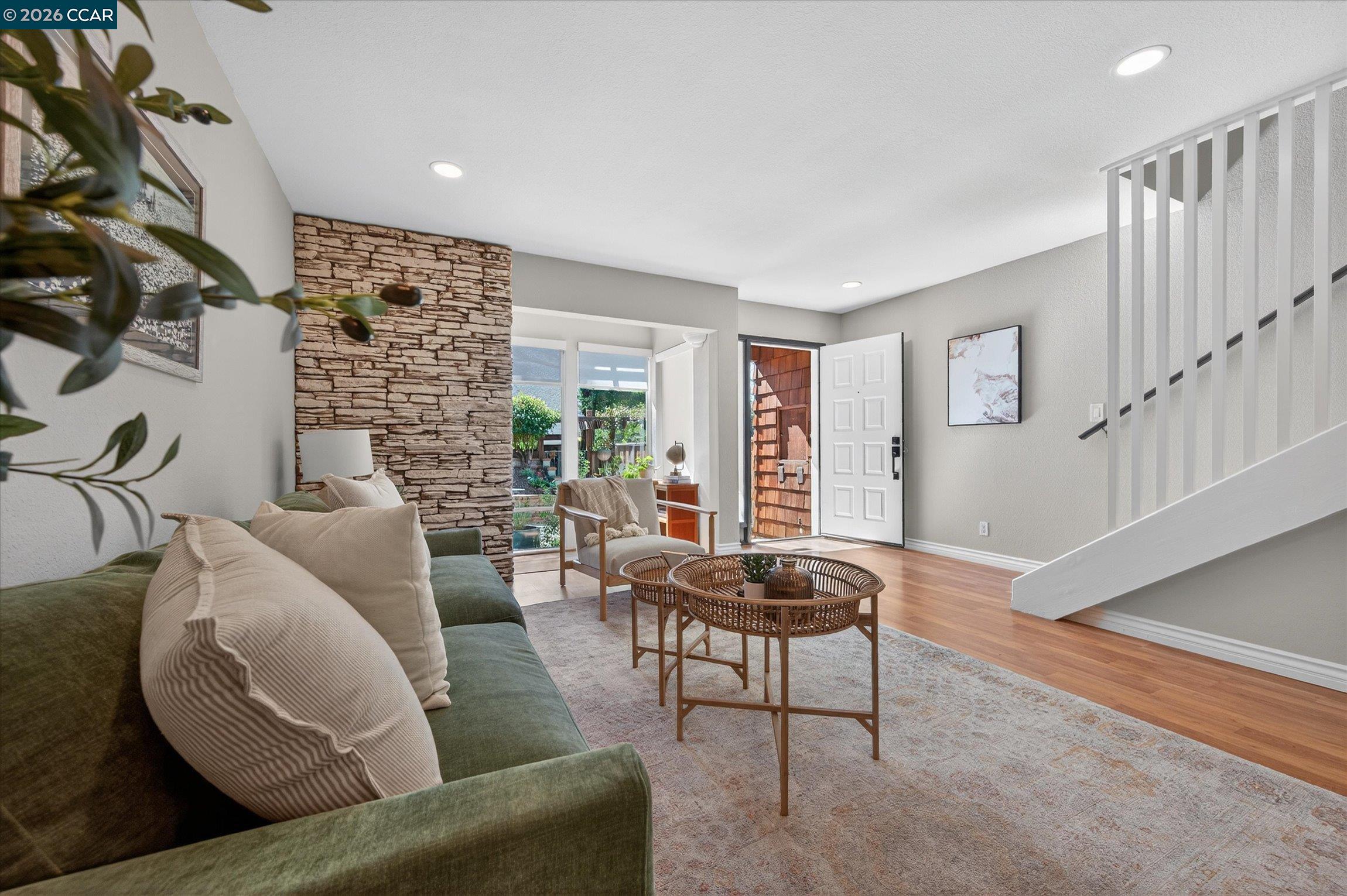 Photo #5: 41126119 Listing: Photo #5