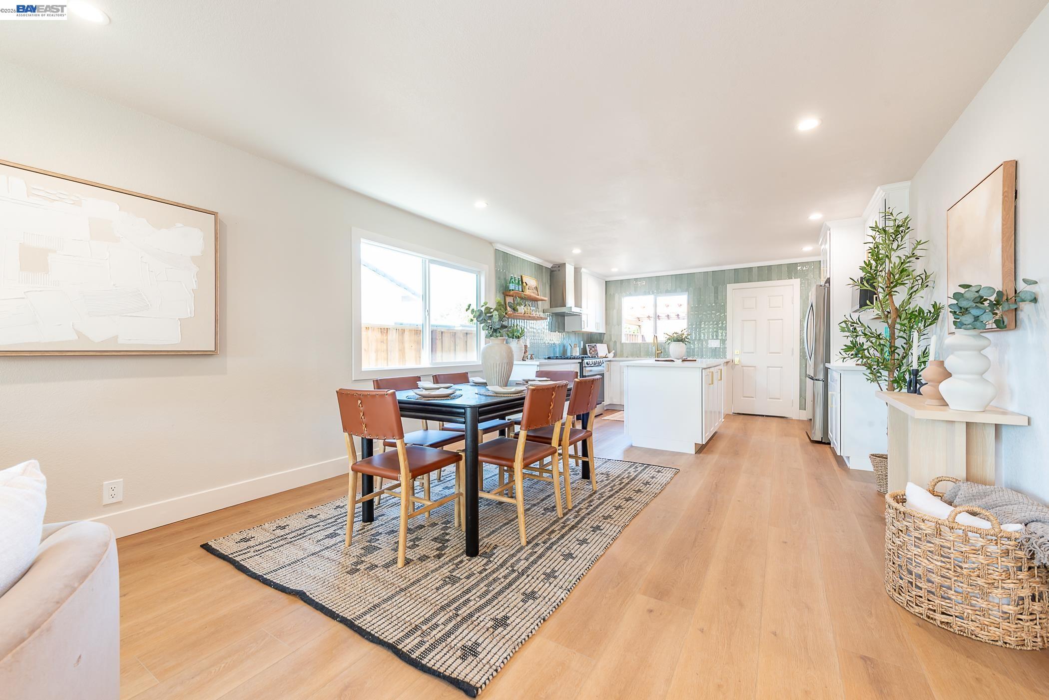 Detail Gallery Image 11 of 48 For 36120 Pizarro Dr, Fremont,  CA 94536 - 3 Beds | 2 Baths