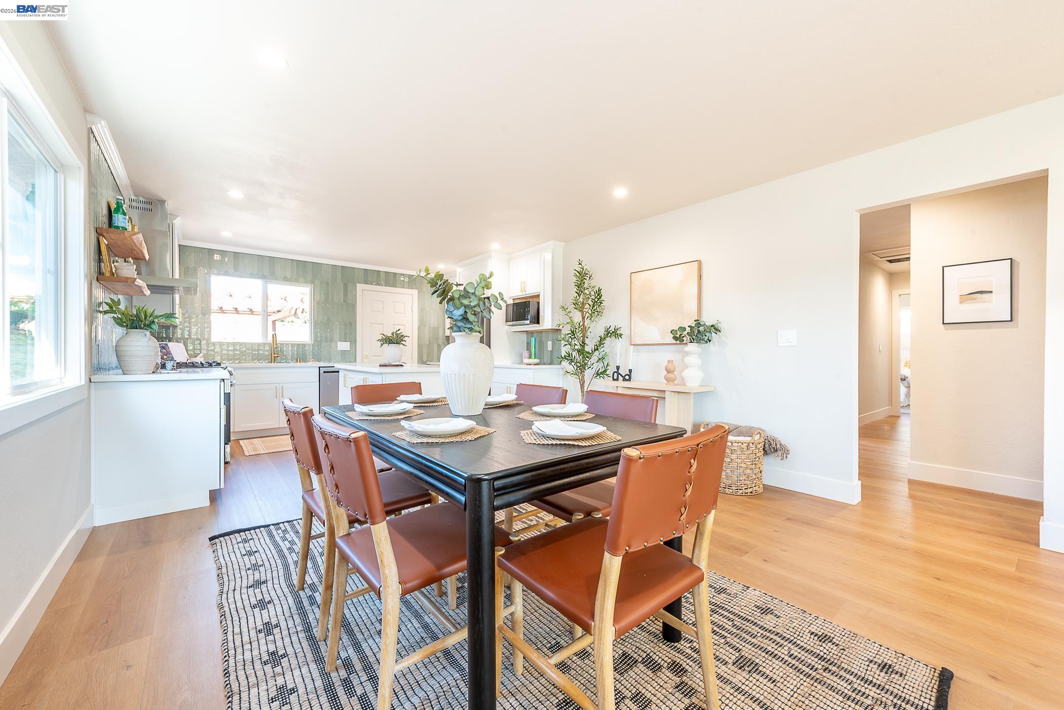 Detail Gallery Image 13 of 48 For 36120 Pizarro Dr, Fremont,  CA 94536 - 3 Beds | 2 Baths