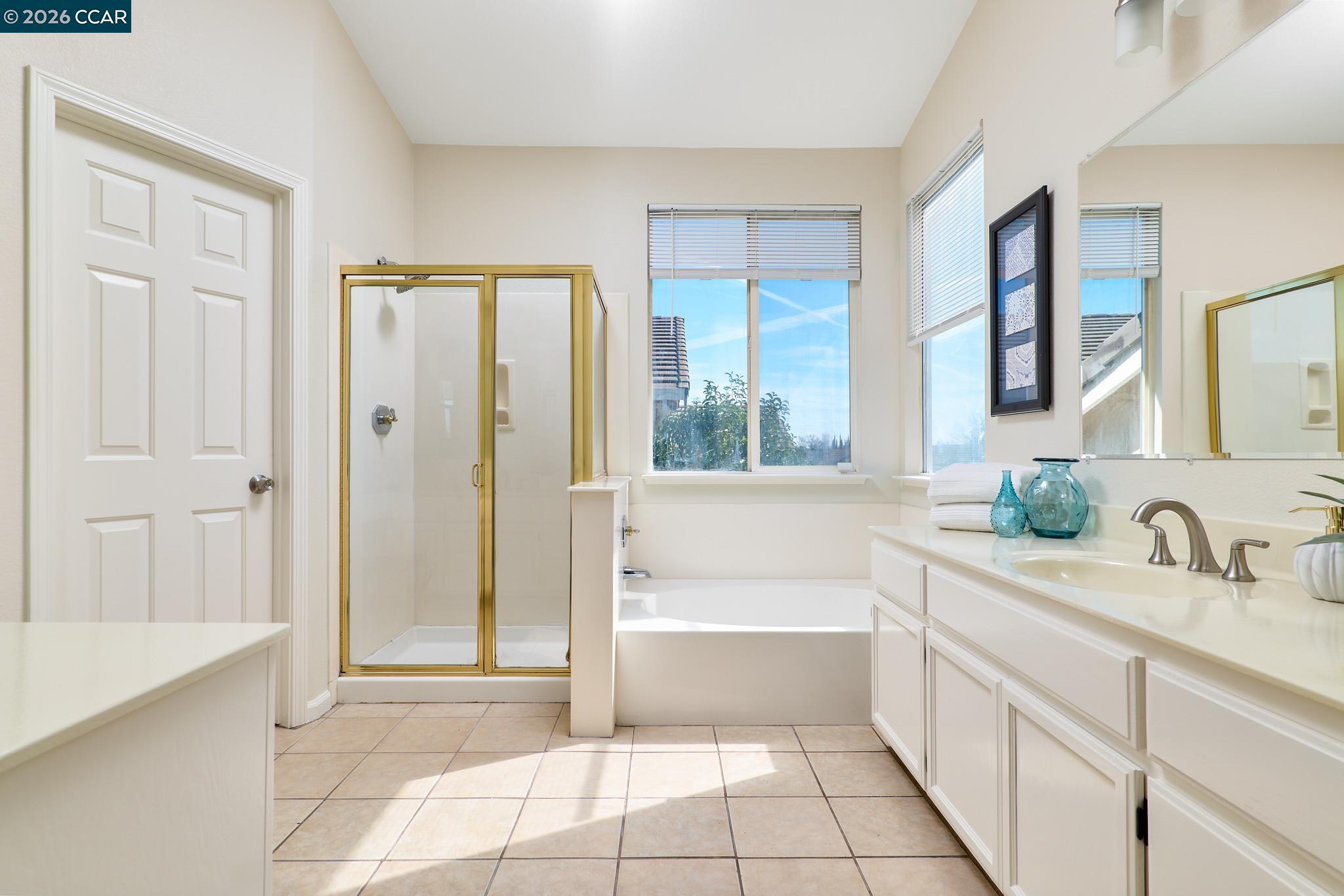 Detail Gallery Image 24 of 39 For 2512 Forty Niner Way, Antioch,  CA 94531 - 5 Beds | 3 Baths