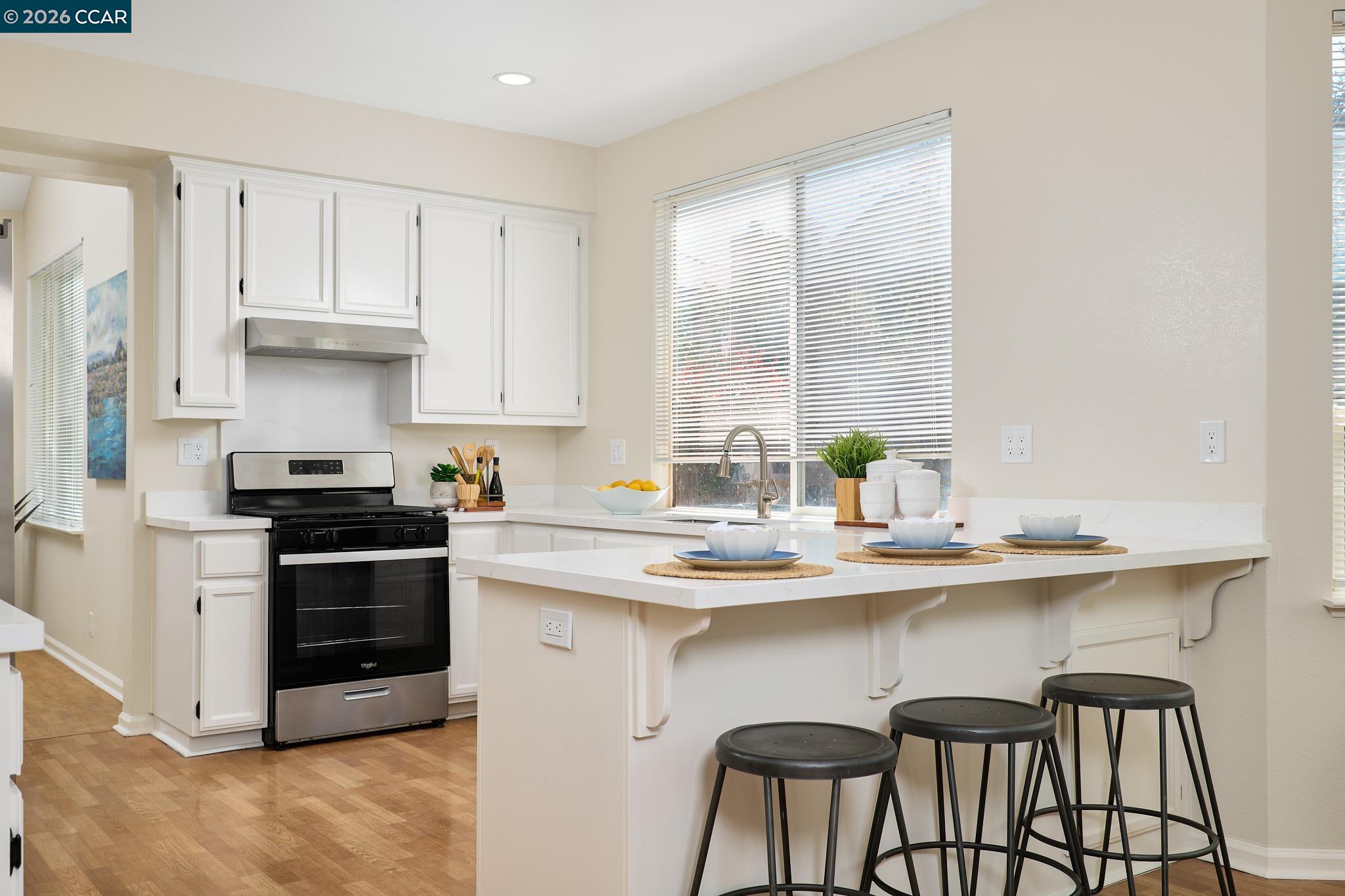 Detail Gallery Image 10 of 39 For 2512 Forty Niner Way, Antioch,  CA 94531 - 5 Beds | 3 Baths