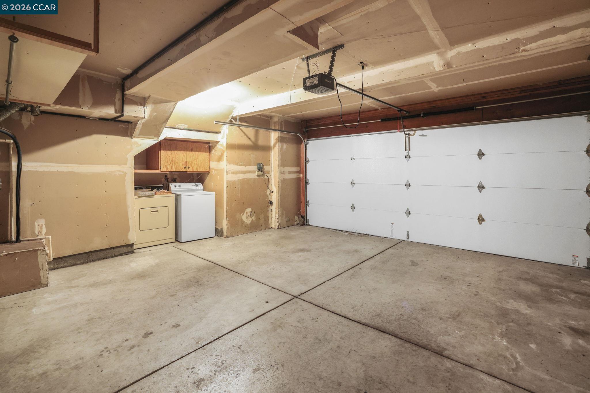 Detail Gallery Image 24 of 35 For 270 Willow Lake Dr, Martinez,  CA 94553 - 2 Beds | 2/1 Baths