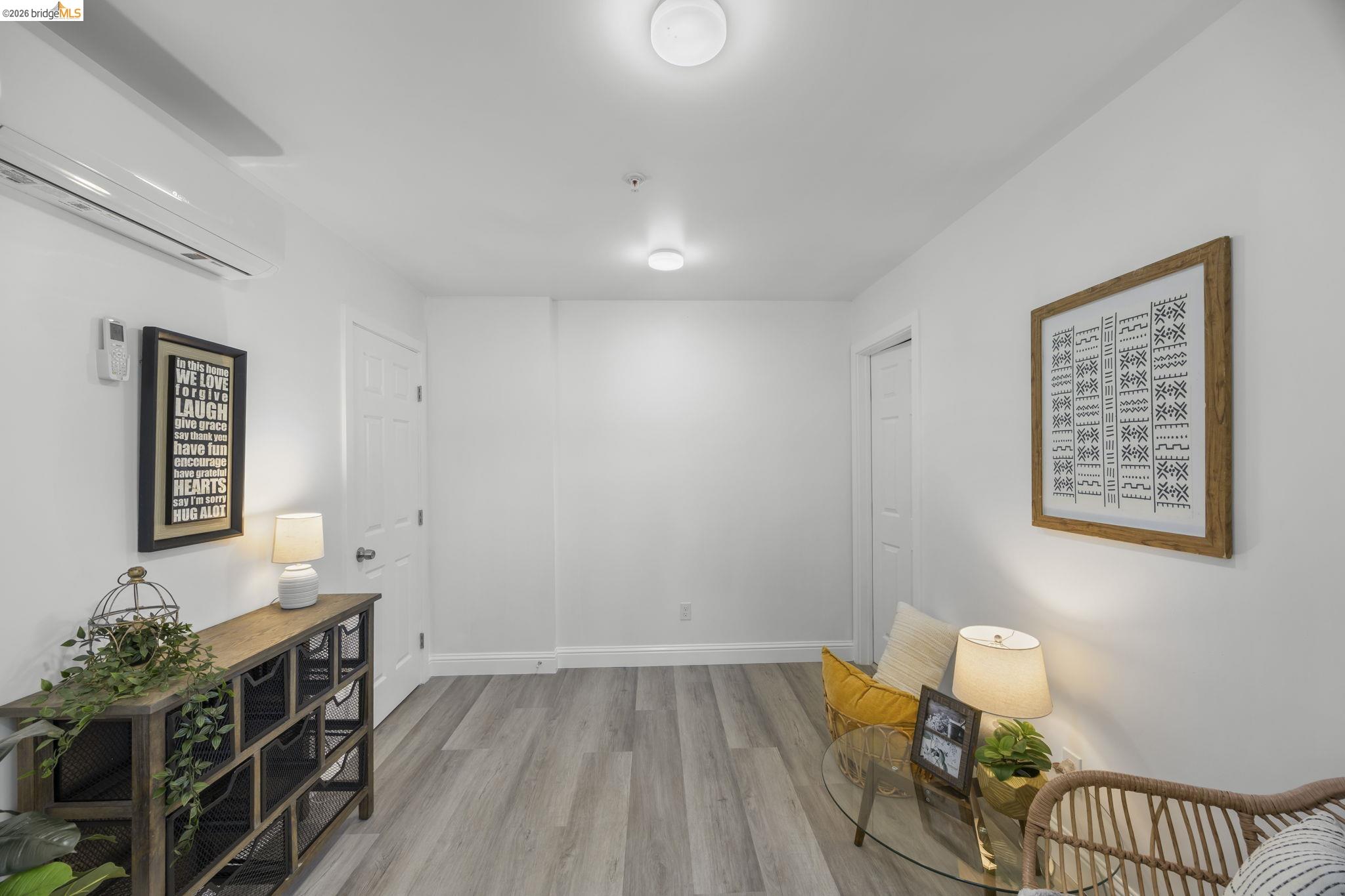 Detail Gallery Image 13 of 50 For 4737 Redding St, Oakland,  CA 94619 - 5 Beds | 6/1 Baths