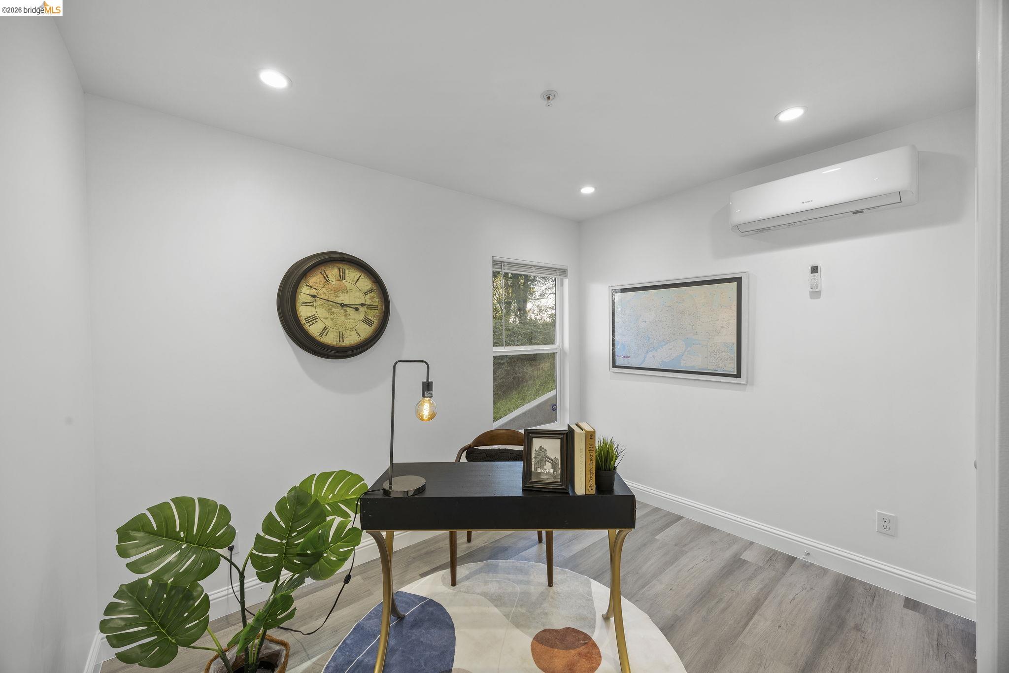 Detail Gallery Image 16 of 50 For 4737 Redding St, Oakland,  CA 94619 - 5 Beds | 6/1 Baths