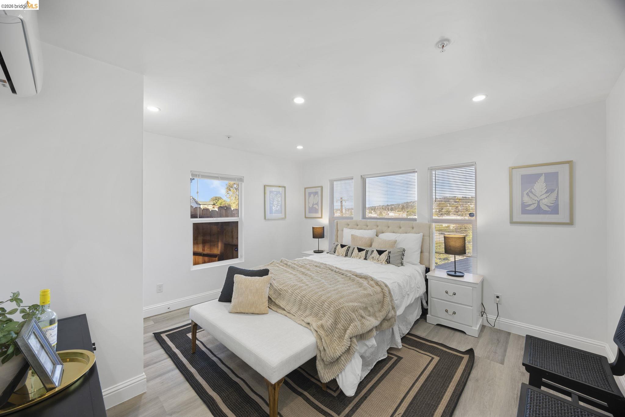 Detail Gallery Image 27 of 50 For 4737 Redding St, Oakland,  CA 94619 - 5 Beds | 6/1 Baths