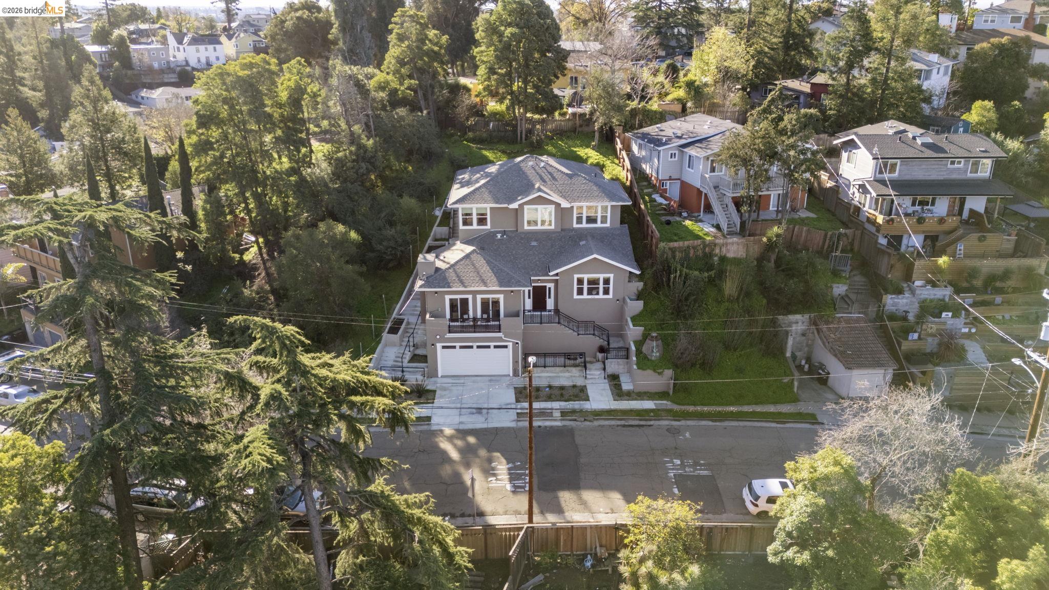 Detail Gallery Image 43 of 50 For 4737 Redding St, Oakland,  CA 94619 - 5 Beds | 6/1 Baths