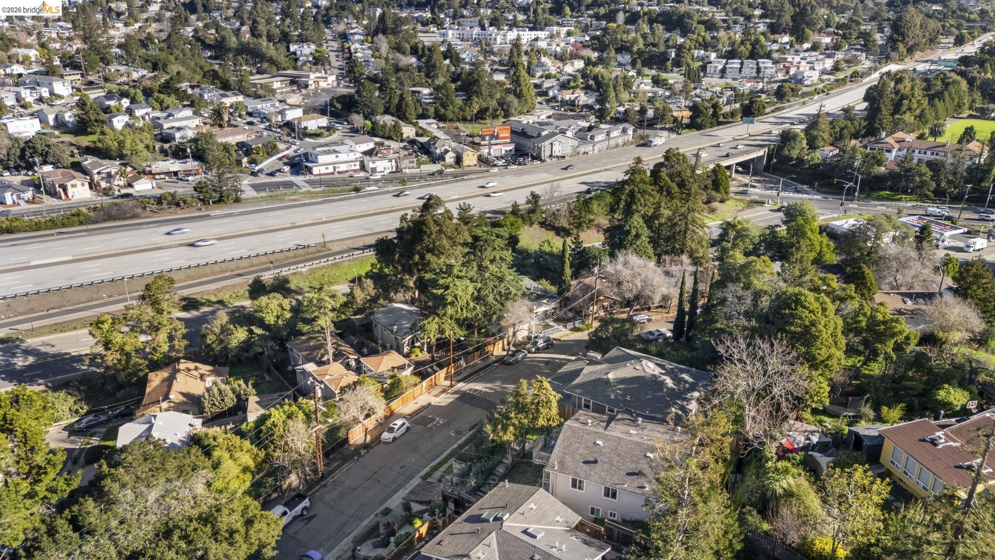 Detail Gallery Image 46 of 50 For 4737 Redding St, Oakland,  CA 94619 - 5 Beds | 6/1 Baths