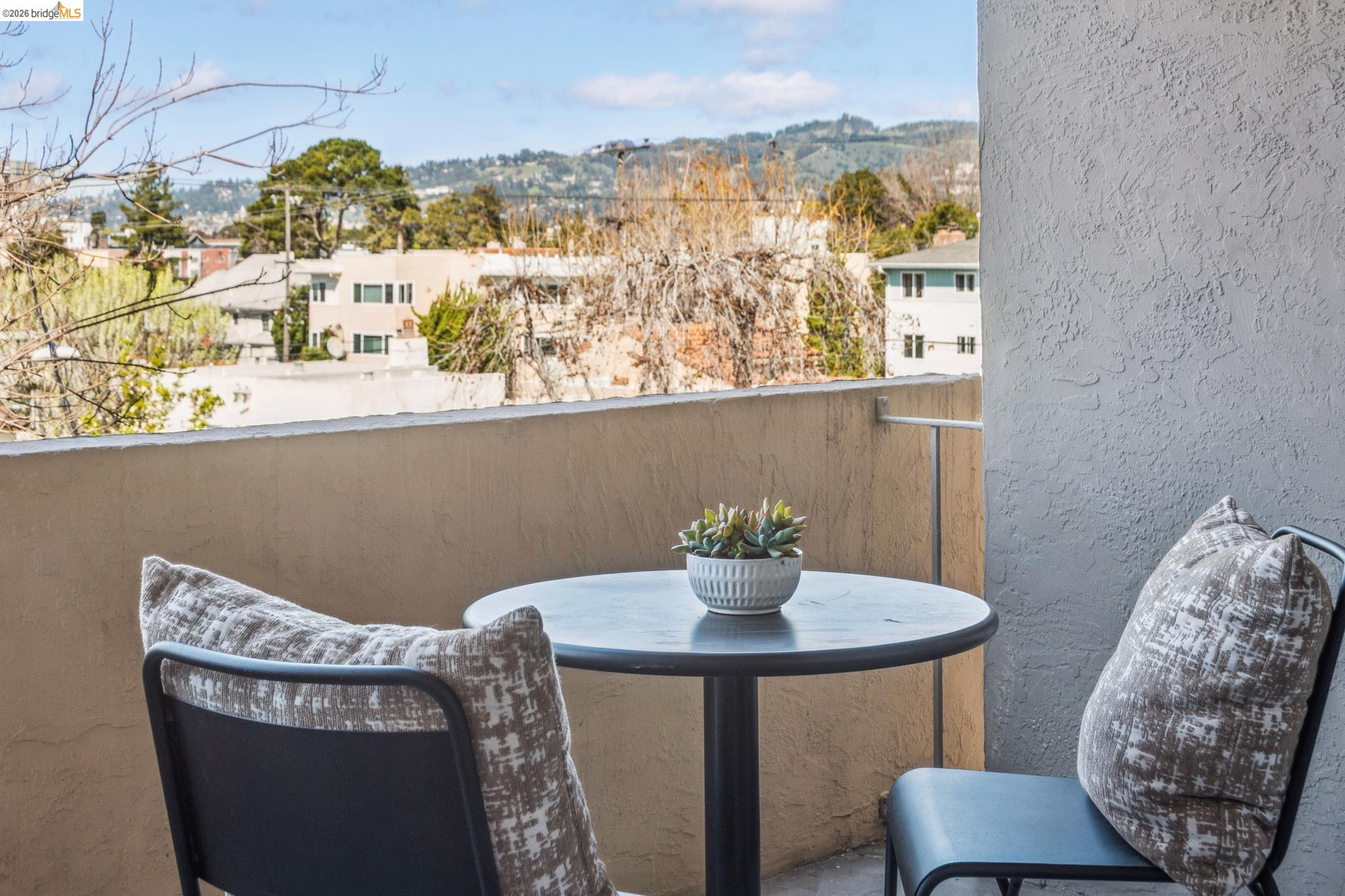 Photo #3: 41126126 Listing: Photo #3