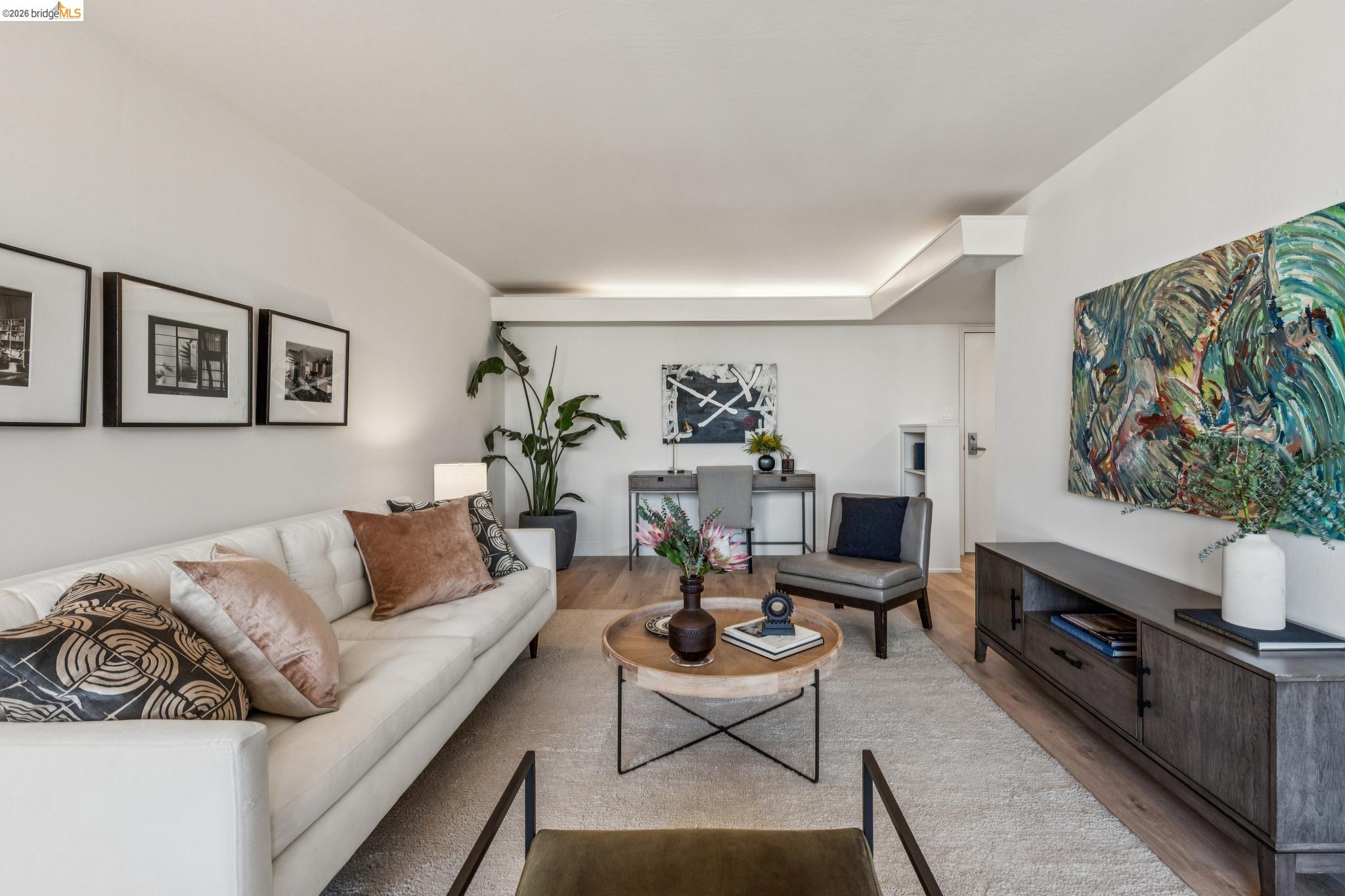 Detail Gallery Image 6 of 27 For 330 Vernon St #301,  Oakland,  CA 94610 - 2 Beds | 1 Baths