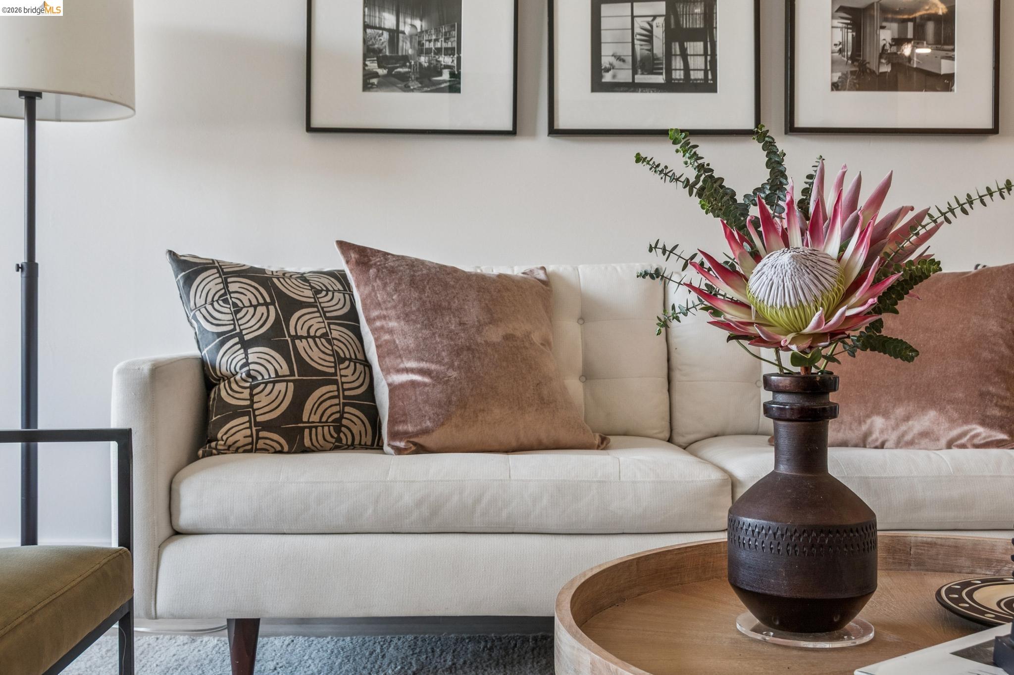 Detail Gallery Image 8 of 27 For 330 Vernon St #301,  Oakland,  CA 94610 - 2 Beds | 1 Baths