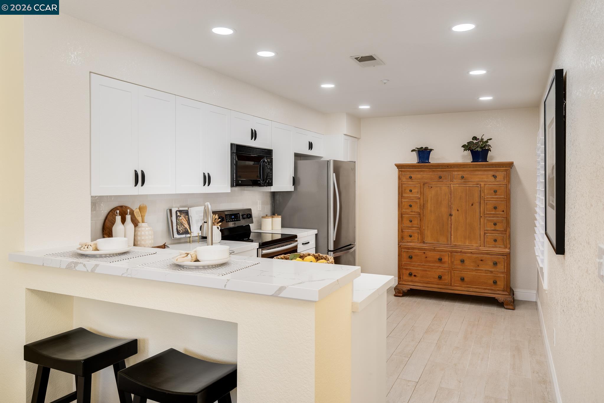 Photo #15: 41126127 Listing: Photo #15